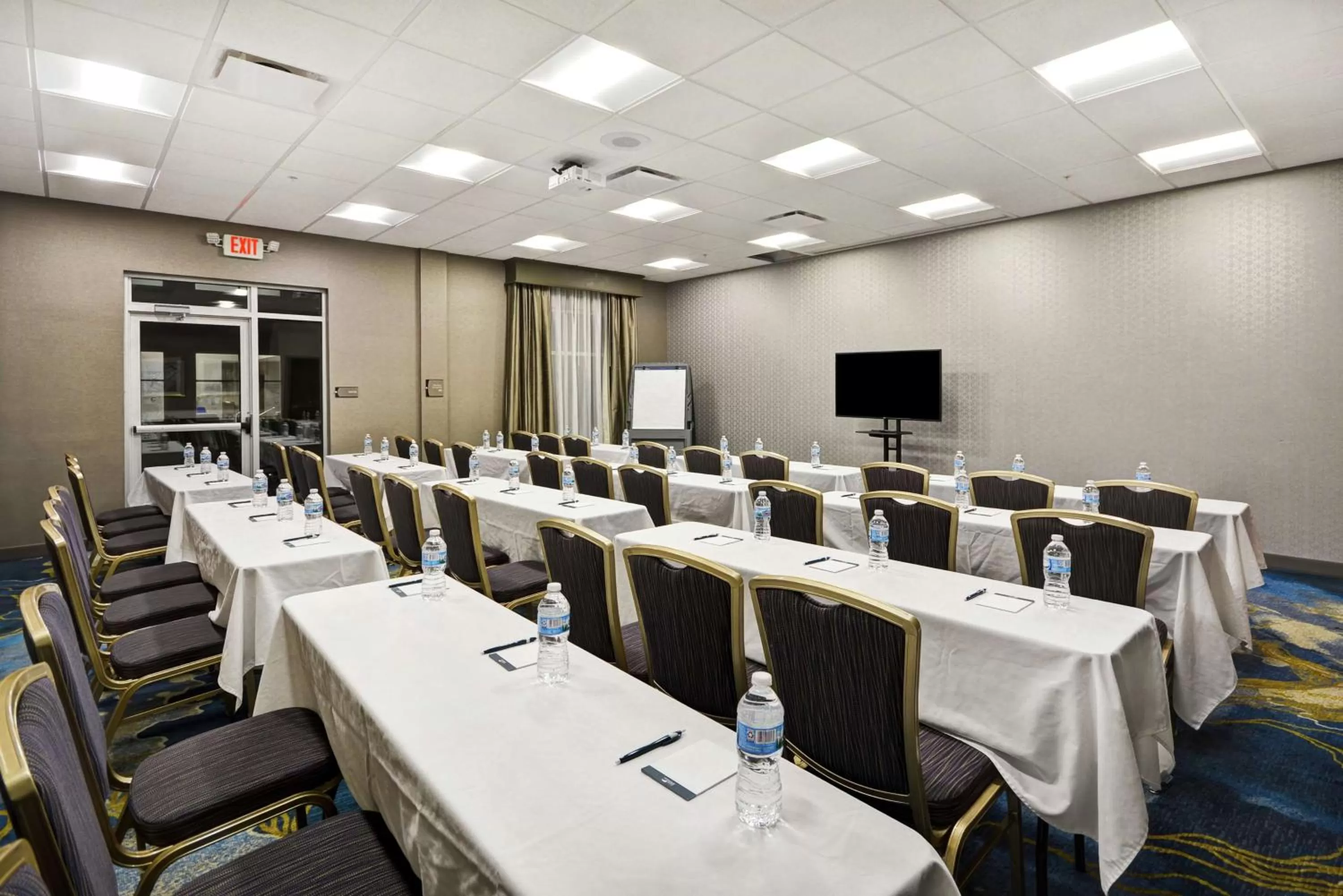 Meeting/conference room in Homewood Suites By Hilton Warren Detroit