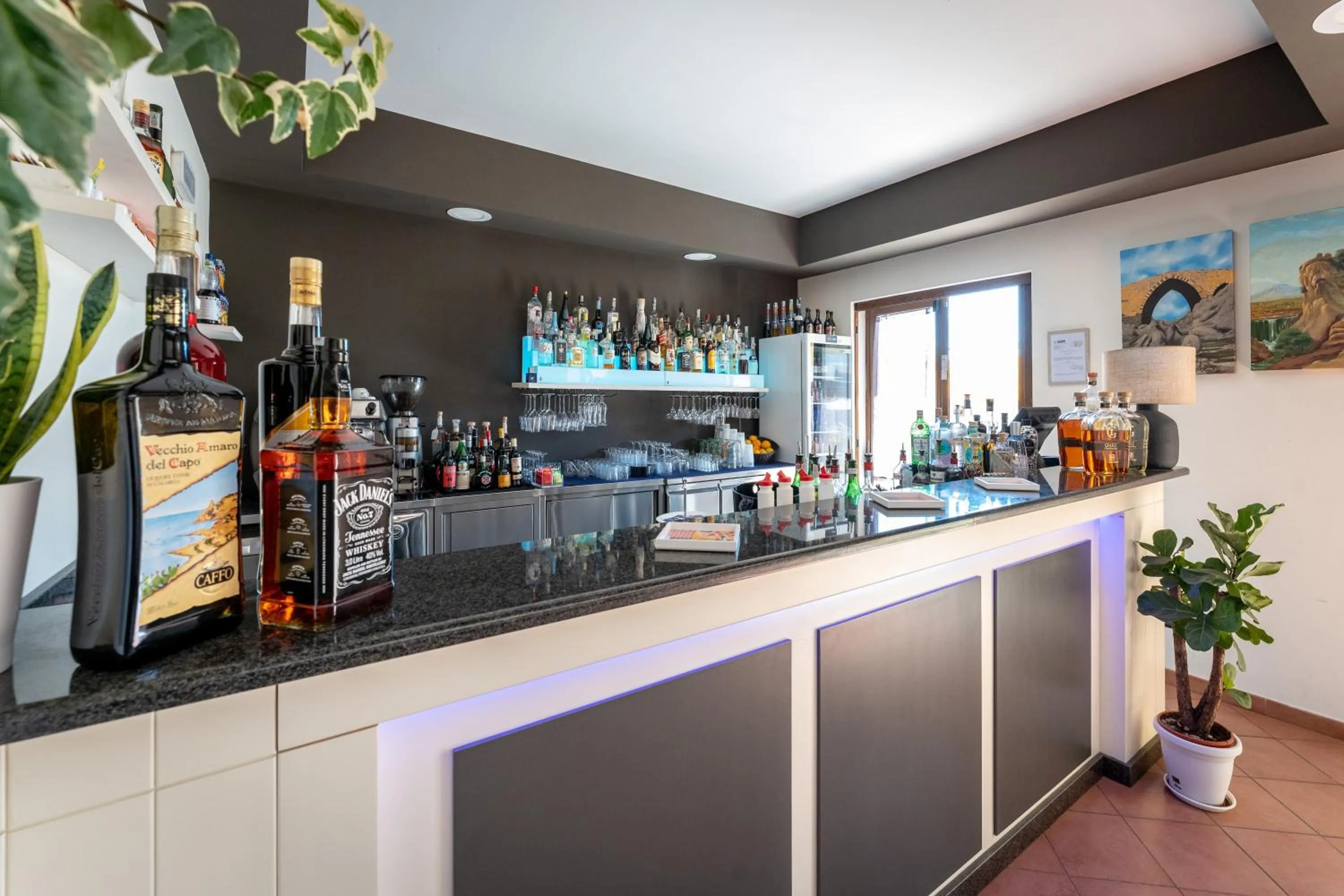 Lounge or bar in La Terra Dei Sogni Country Hotel