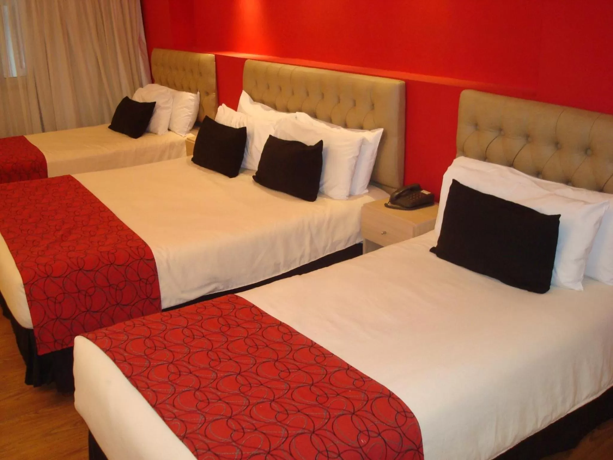 Bedroom, Bed in Centuria Hotel Buenos Aires