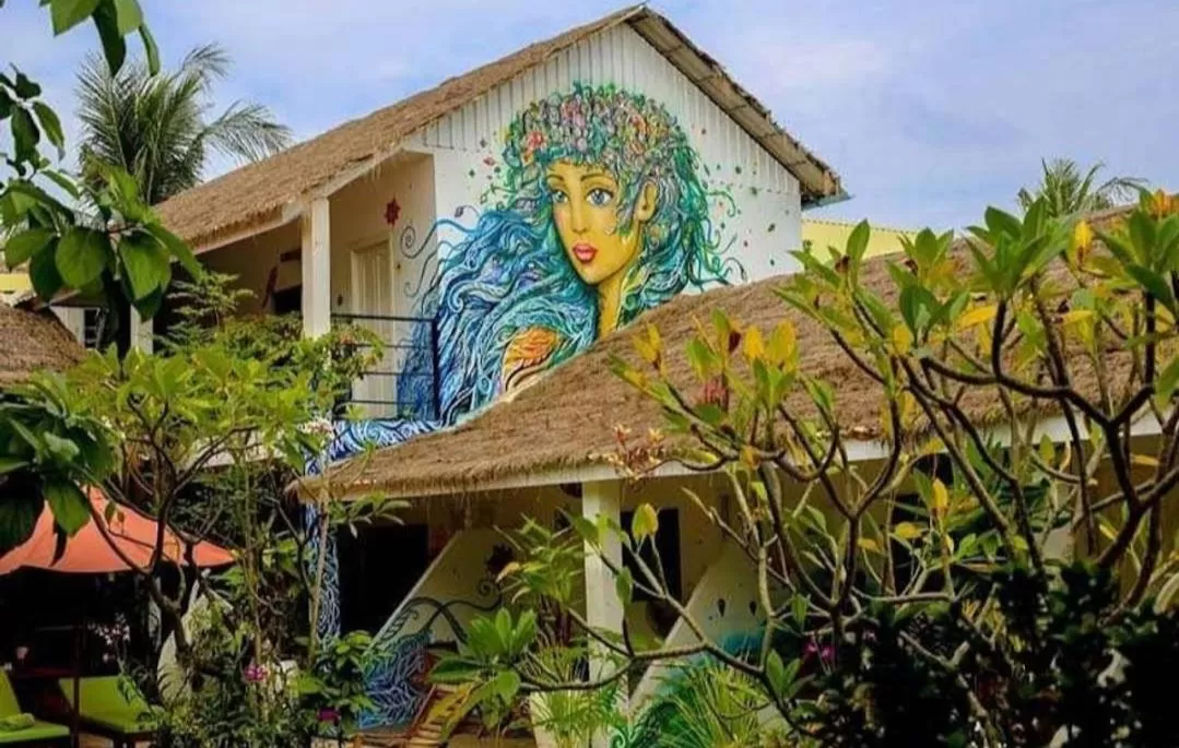 Property Building in ERCAN BOUTiQUE