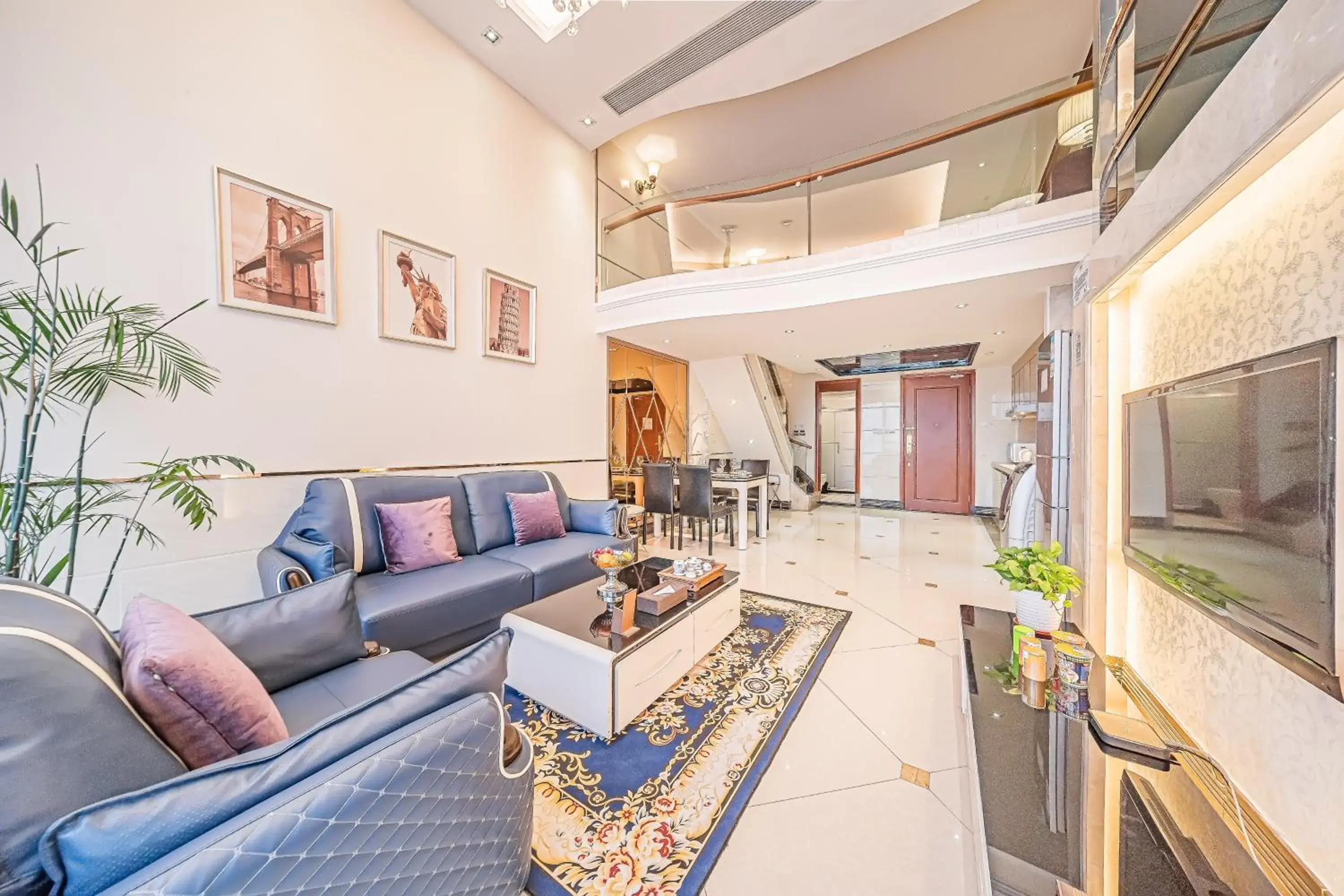 Duplex Deluxe Twin Suite in South & North International Apartment - Beijing Road -Free shuttle bus-Snack-Wellcome fruit during Canton Fair Duplex Deluxe Twin Suite in South & North International Apartment - Beijing Road -Free shuttle bus-Snack-Wellcome fruit during Canton Fair