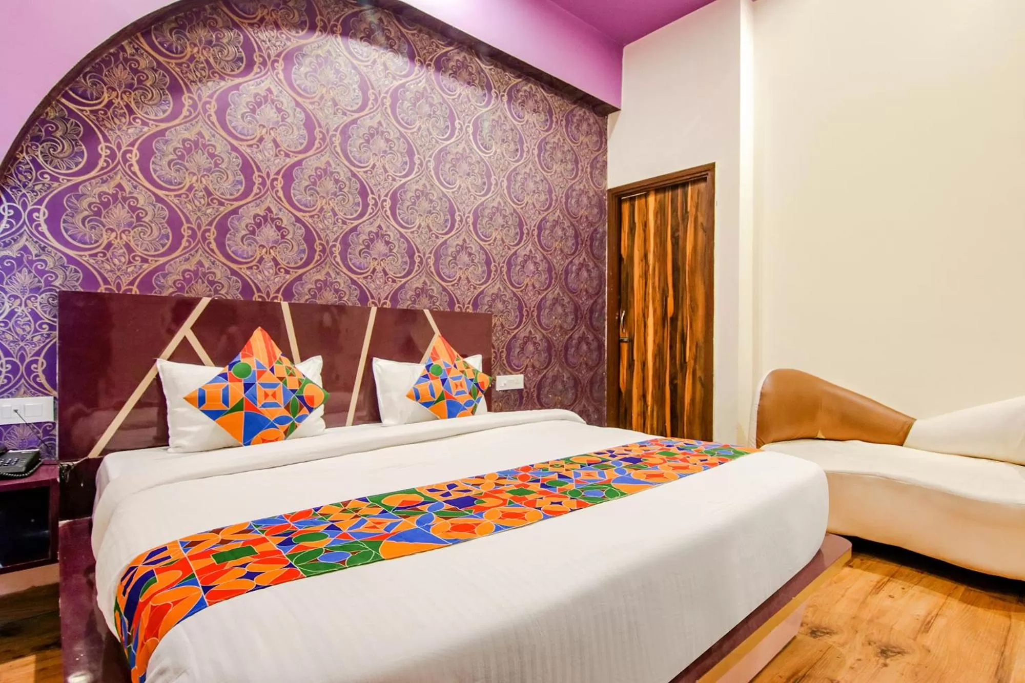 Bed in FabHotel Sallow Grand