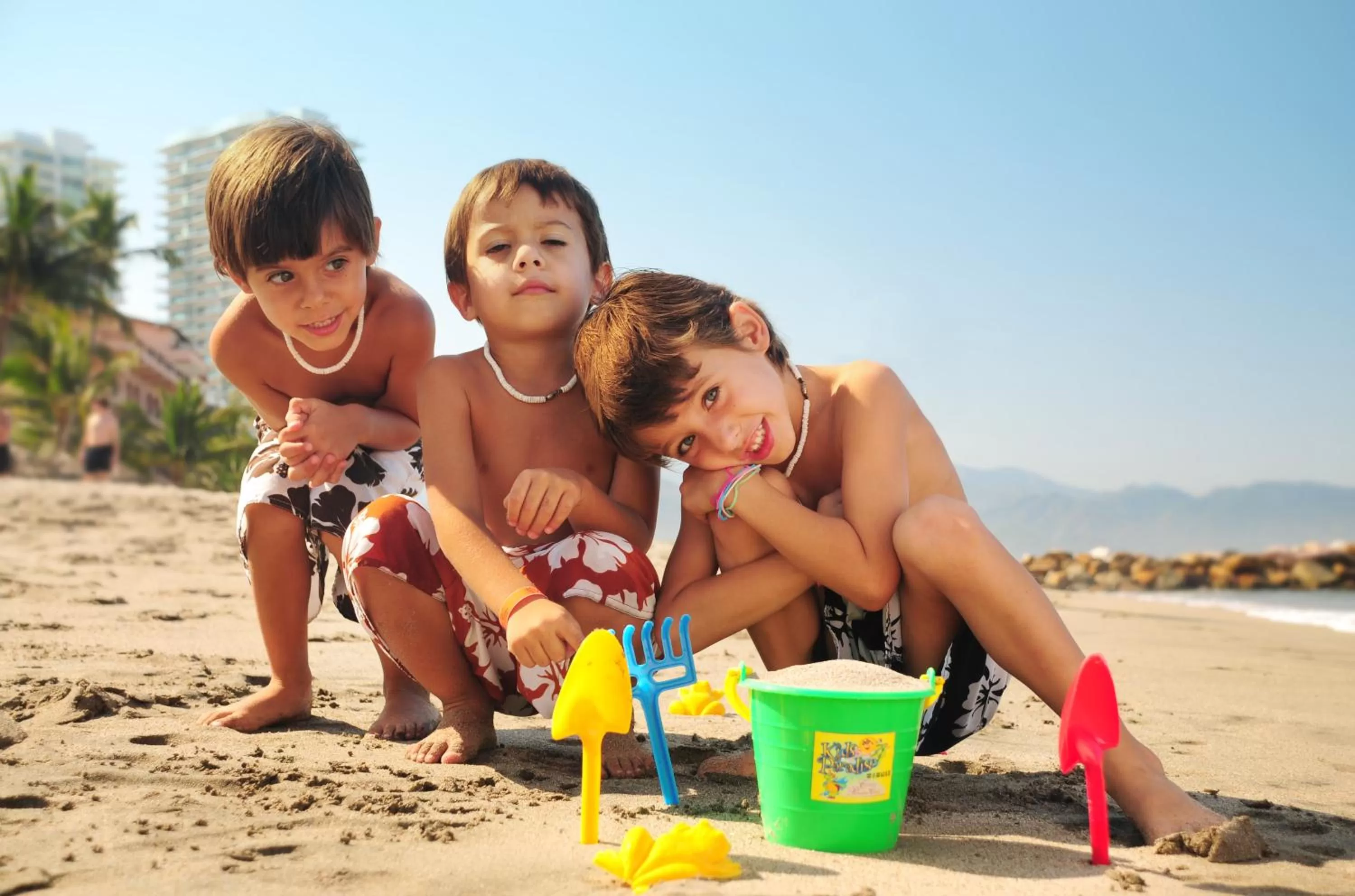 People in Crown Paradise Club Puerto Vallarta All Inclusive