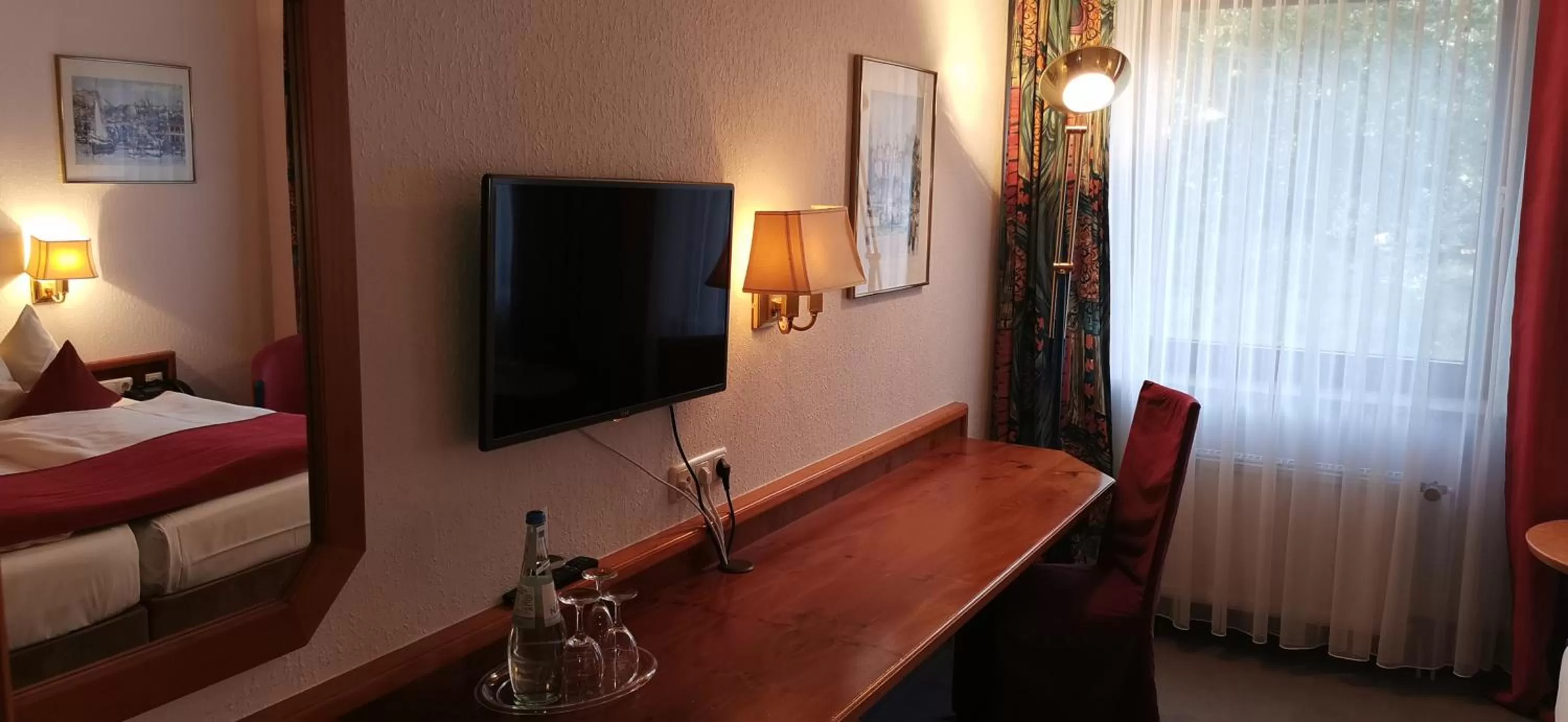 Living room, Bed in Heidehotel Soltauer Hof