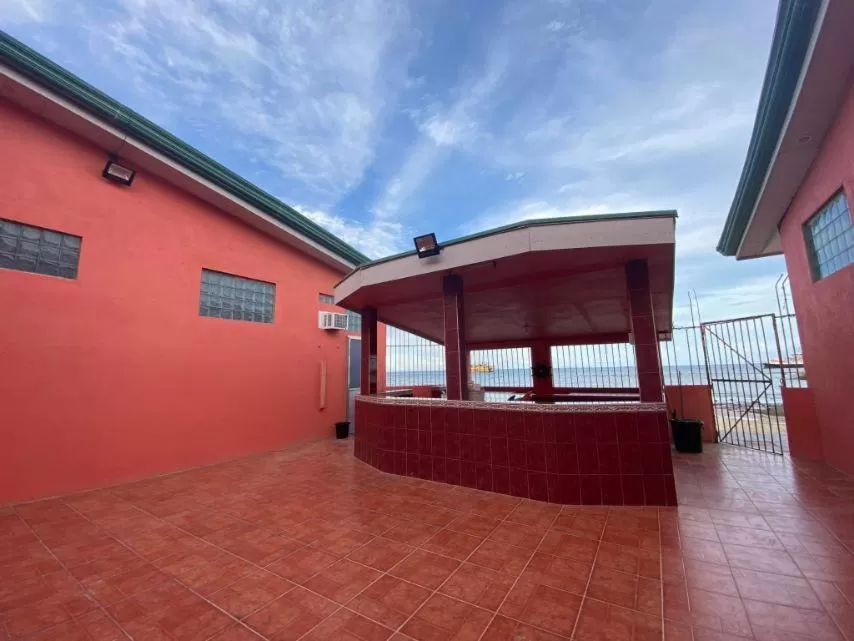 Scott's Seaview Resort