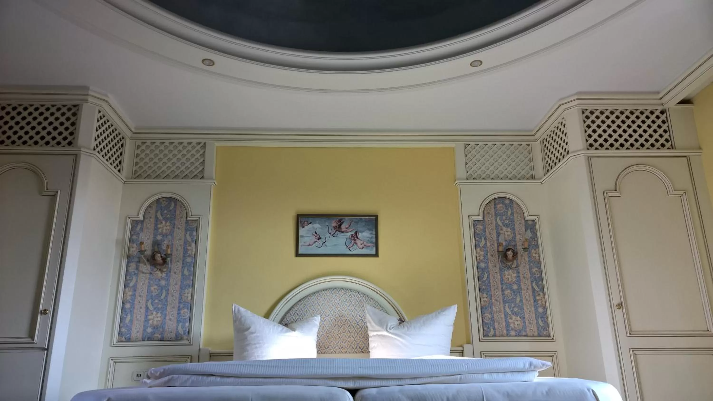 Nearby landmark, Bed in Hotel Spanischer Hof