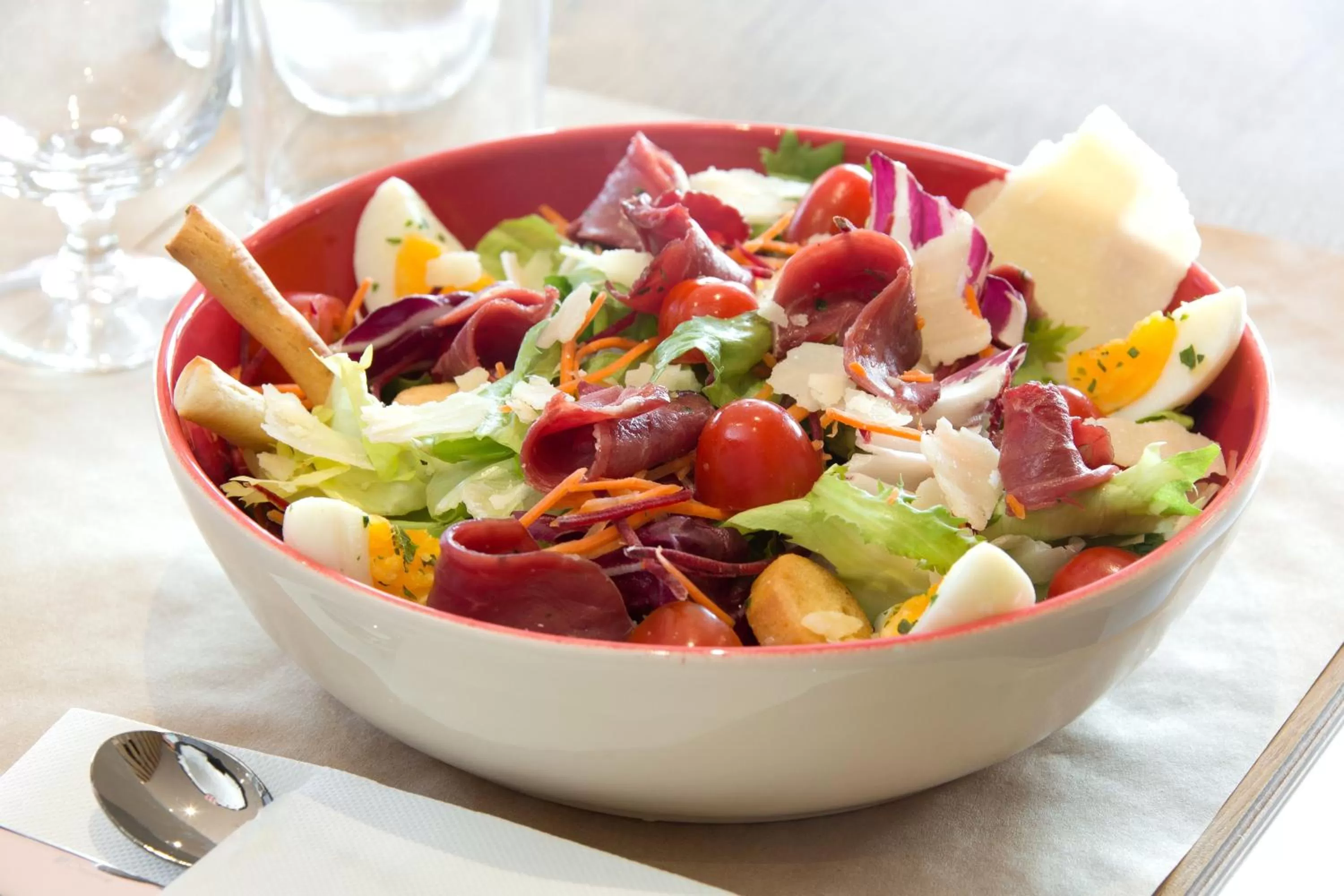 Restaurant/places to eat in ibis Clermont Ferrand Nord Riom