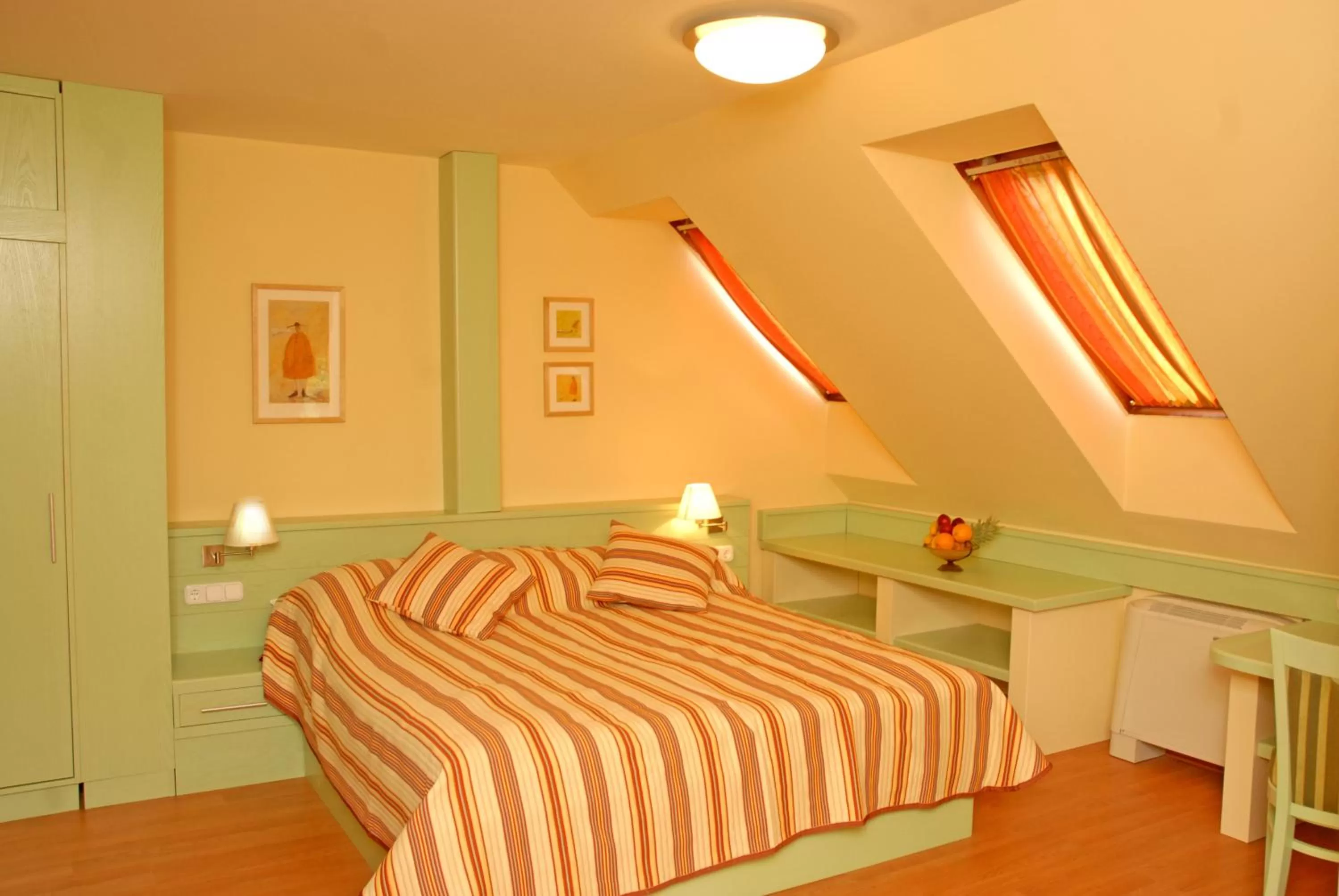 Photo of the whole room, Bed in Hotel Kalma, Kalma Villa, Apart Hotel