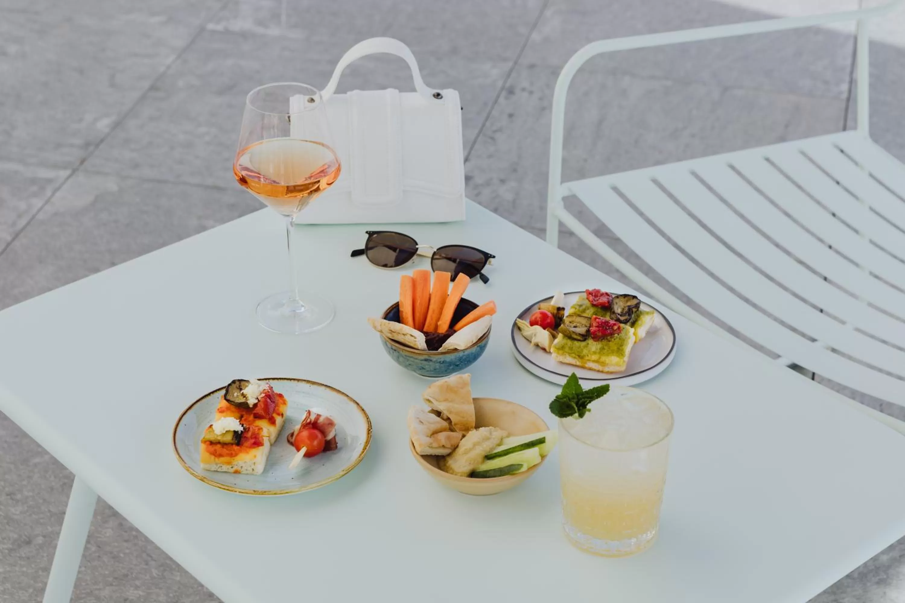 Food and drinks in OKKO Hotels Paris Rueil-Malmaison