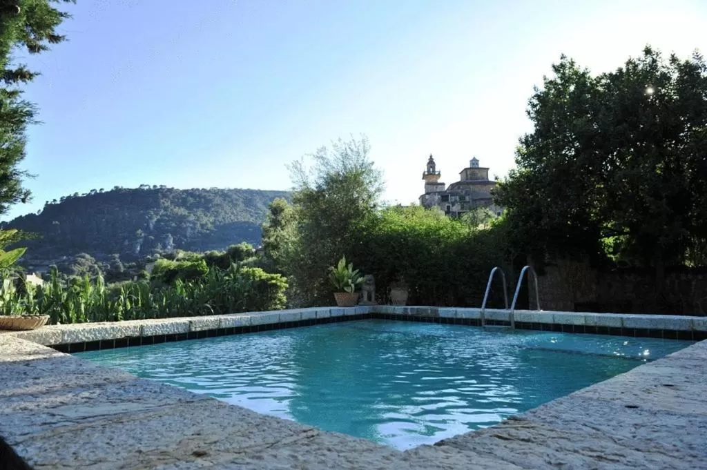 Swimming pool in Sa Vall Valldemossa