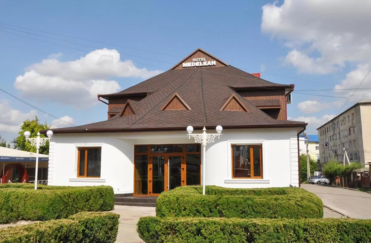 Property Building in MEDELEAN HOTEL