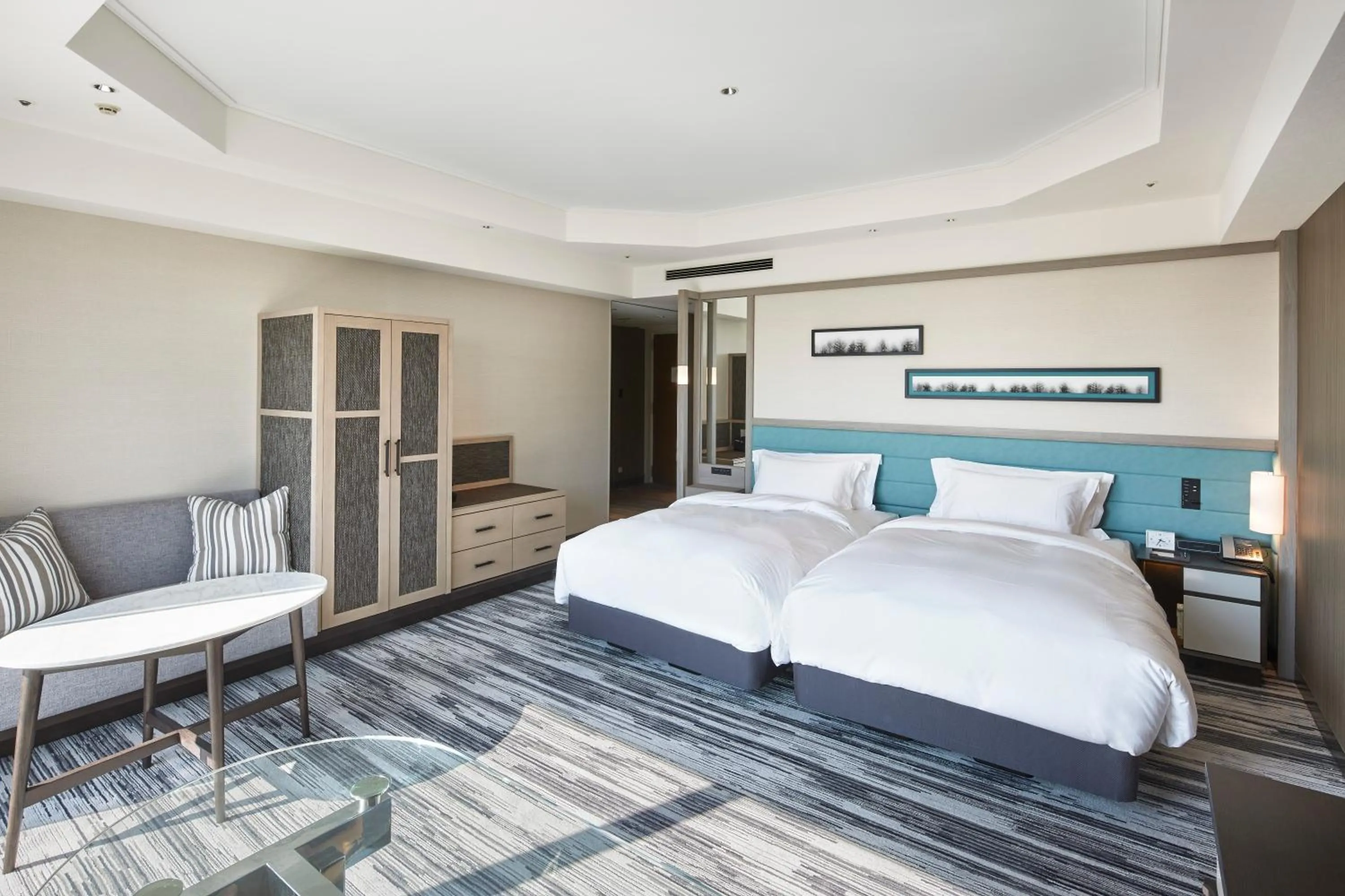 Photo of the whole room, Bed in The Prince Park Tower Tokyo - Preferred Hotels & Resorts, LVX Collection