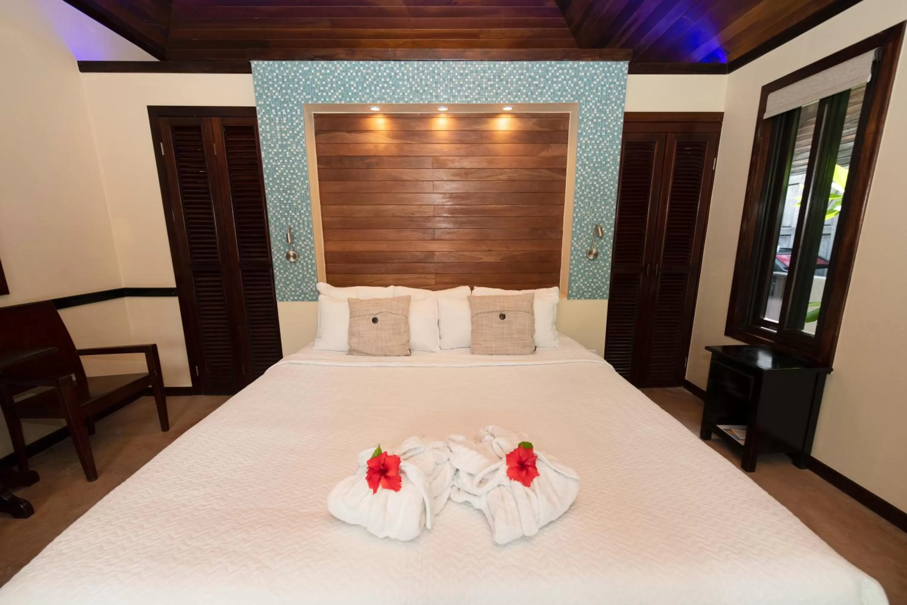Bed in PUR Boutique Cabanas, Adults Only