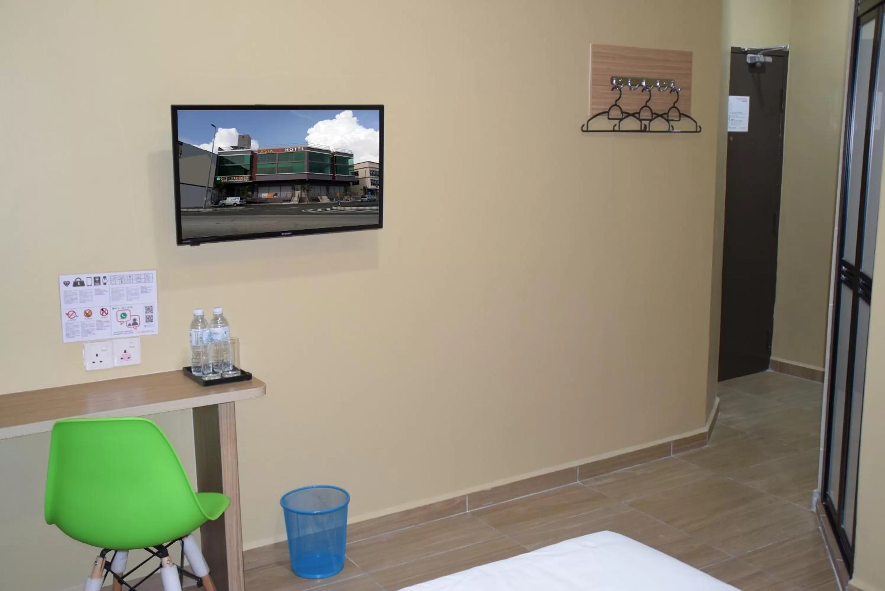 Photo of the whole room in Asiago Hotel