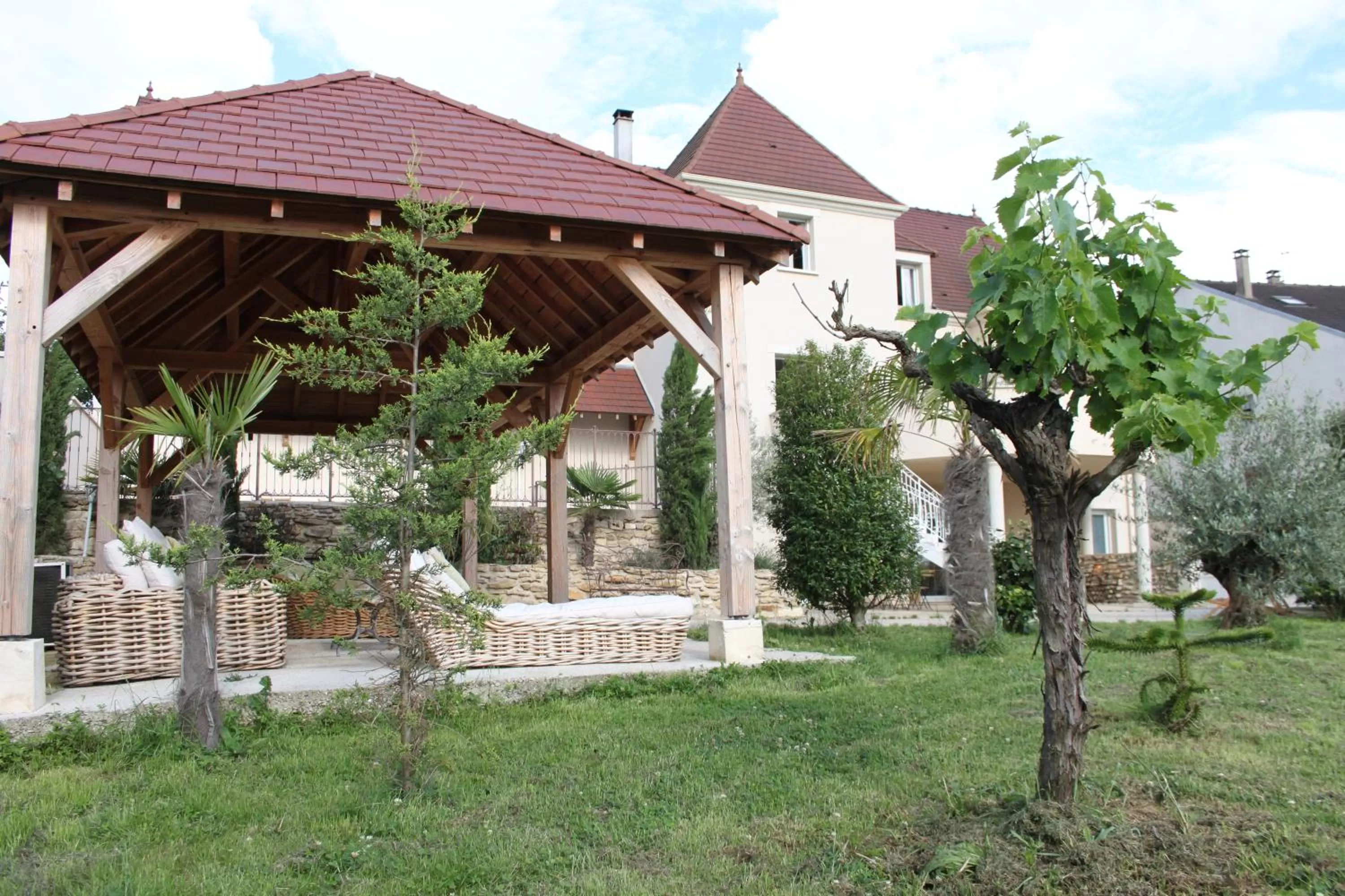 Garden in Le Domaine des Archies