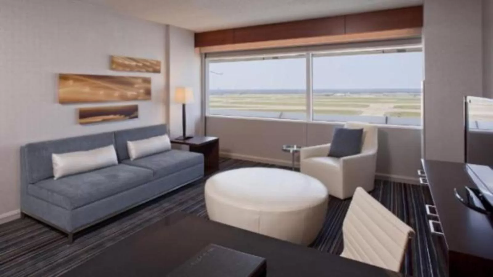 Executive Suite in Grand Hyatt DFW Airport
