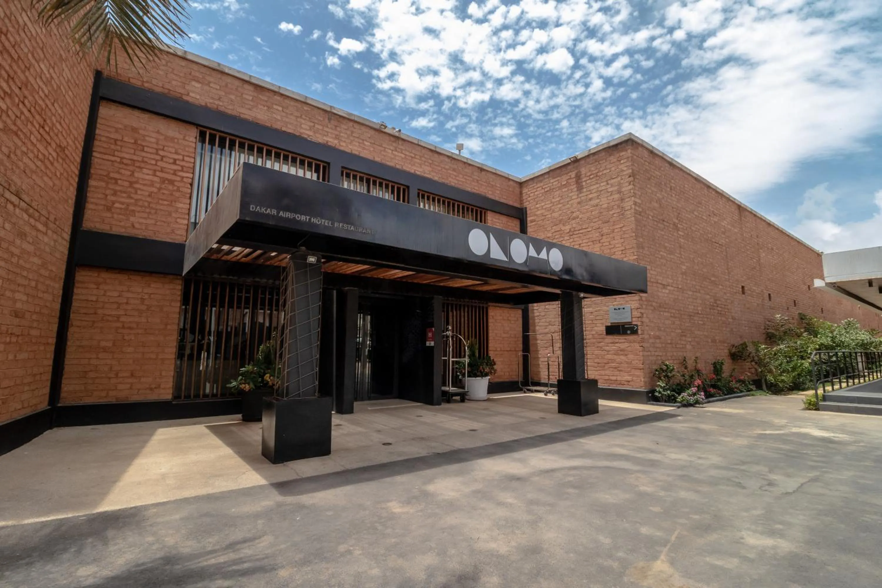 Facade/entrance in ONOMO Hotel Dakar