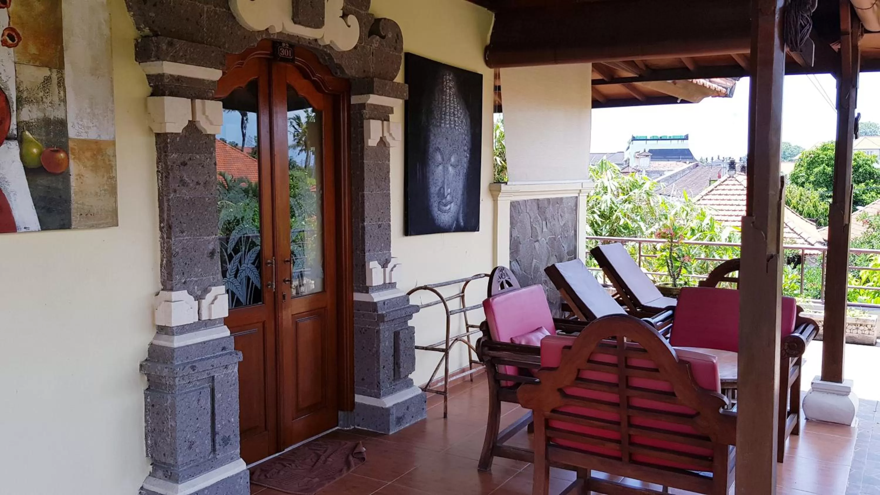 Balcony/Terrace in Kusnadi Hotel