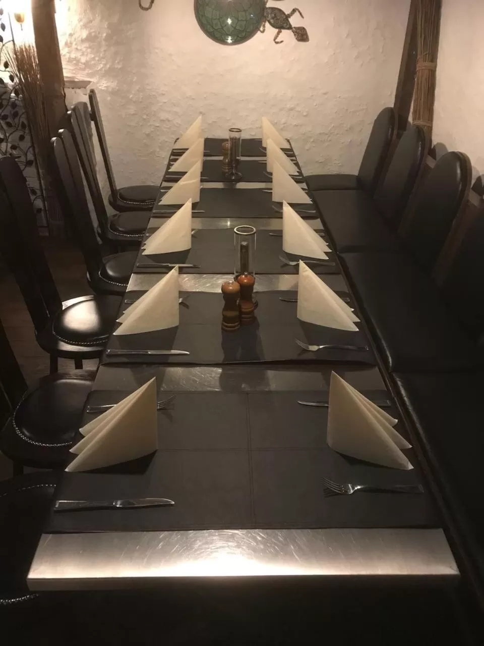 Restaurant/places to eat in Hotel Allegra