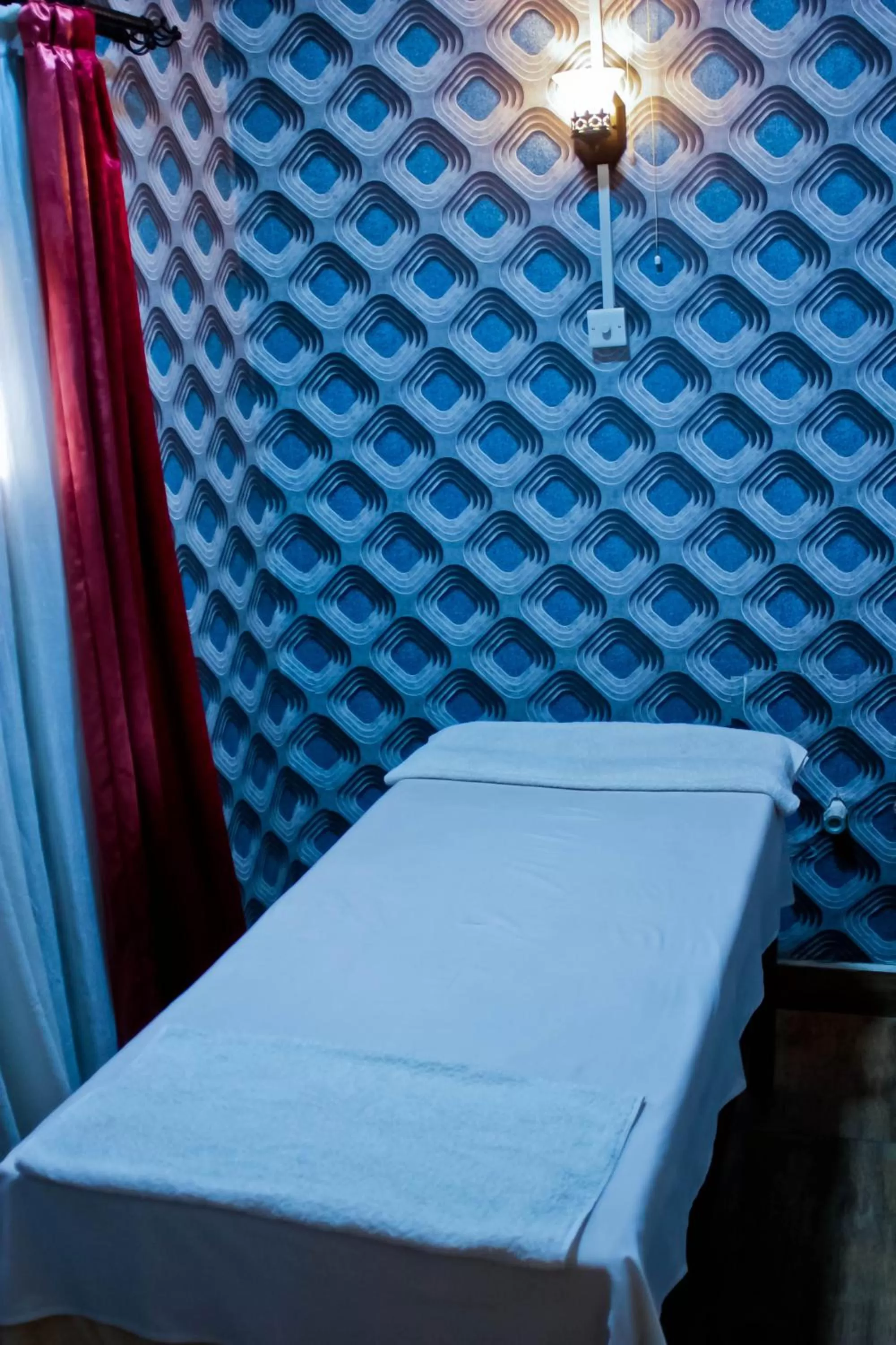 Massage, Bed in Al-Nisaa Hotel and Spa