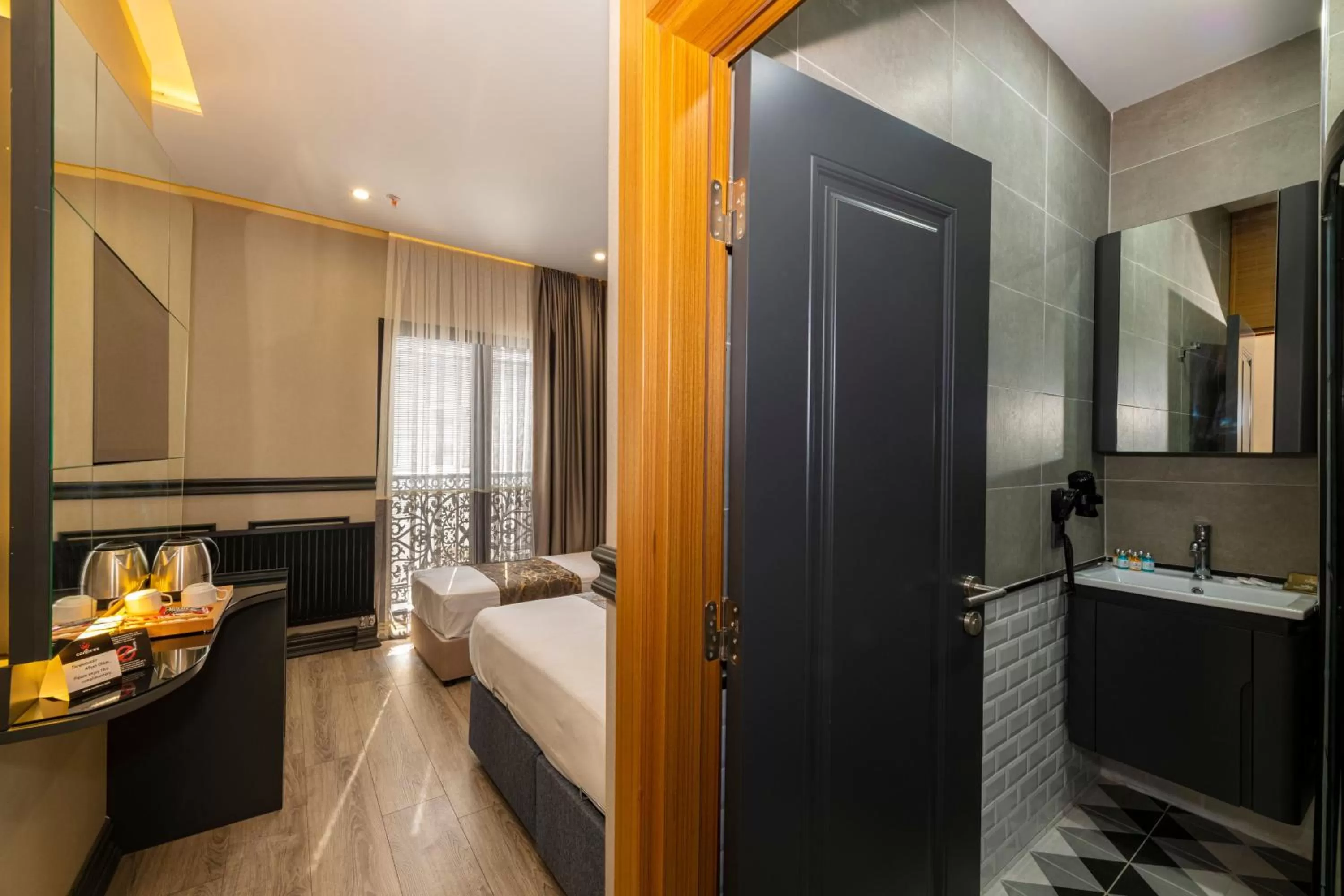 Photo of the whole room in Confores Hotel