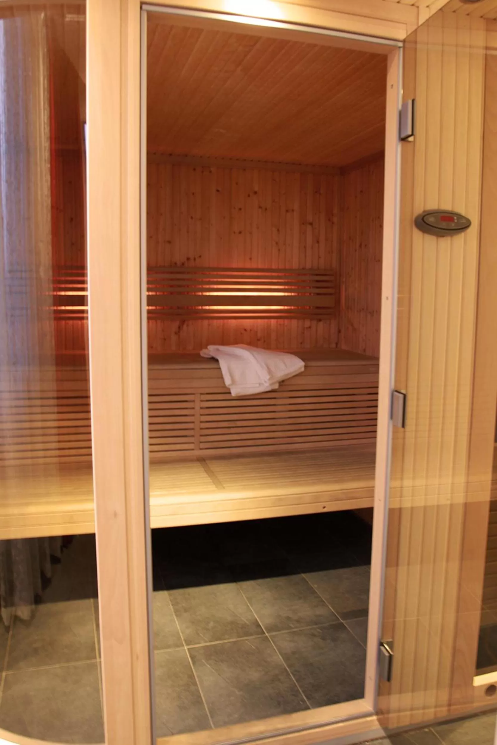 Spa and wellness centre/facilities, Bed in Spar Hotel Majorna