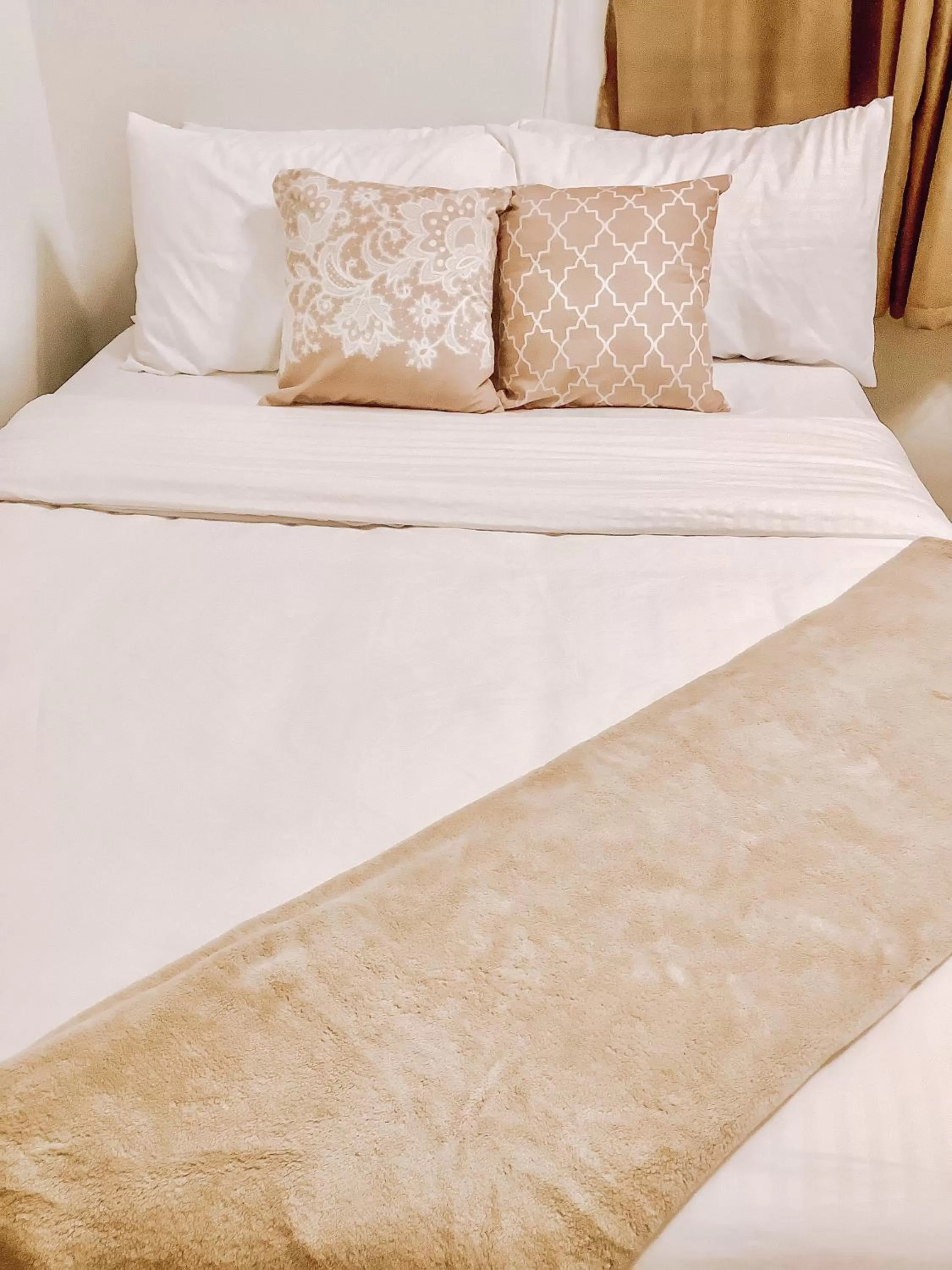 Bed in AZRA Bacolod at Mesavirre Garden Residences