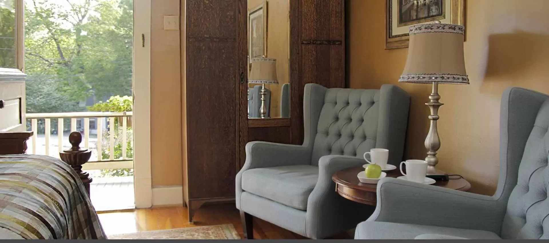 Seating area in Heartstone Inn