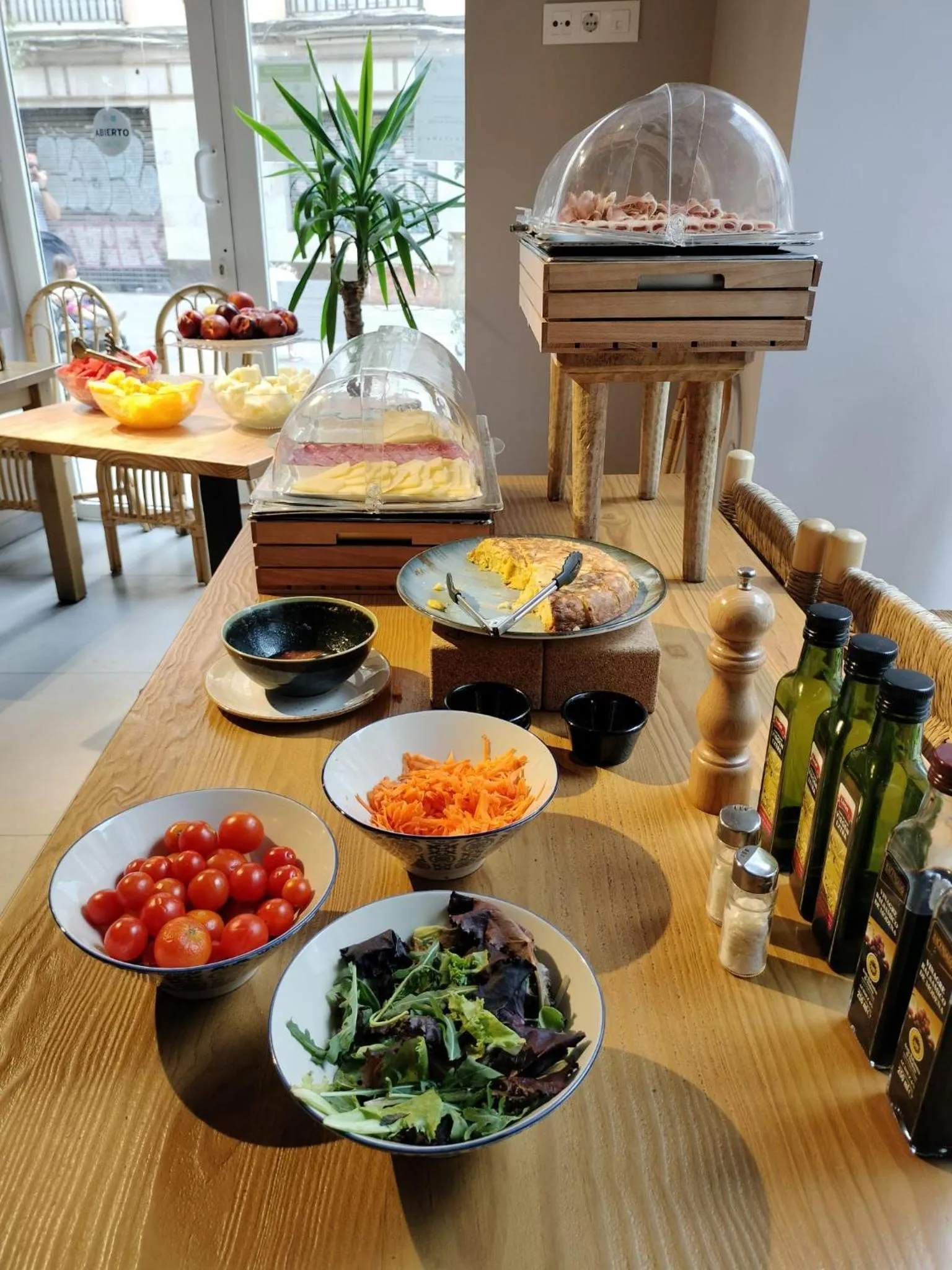 Buffet breakfast in YOU & CO. J. Botánico Boutique