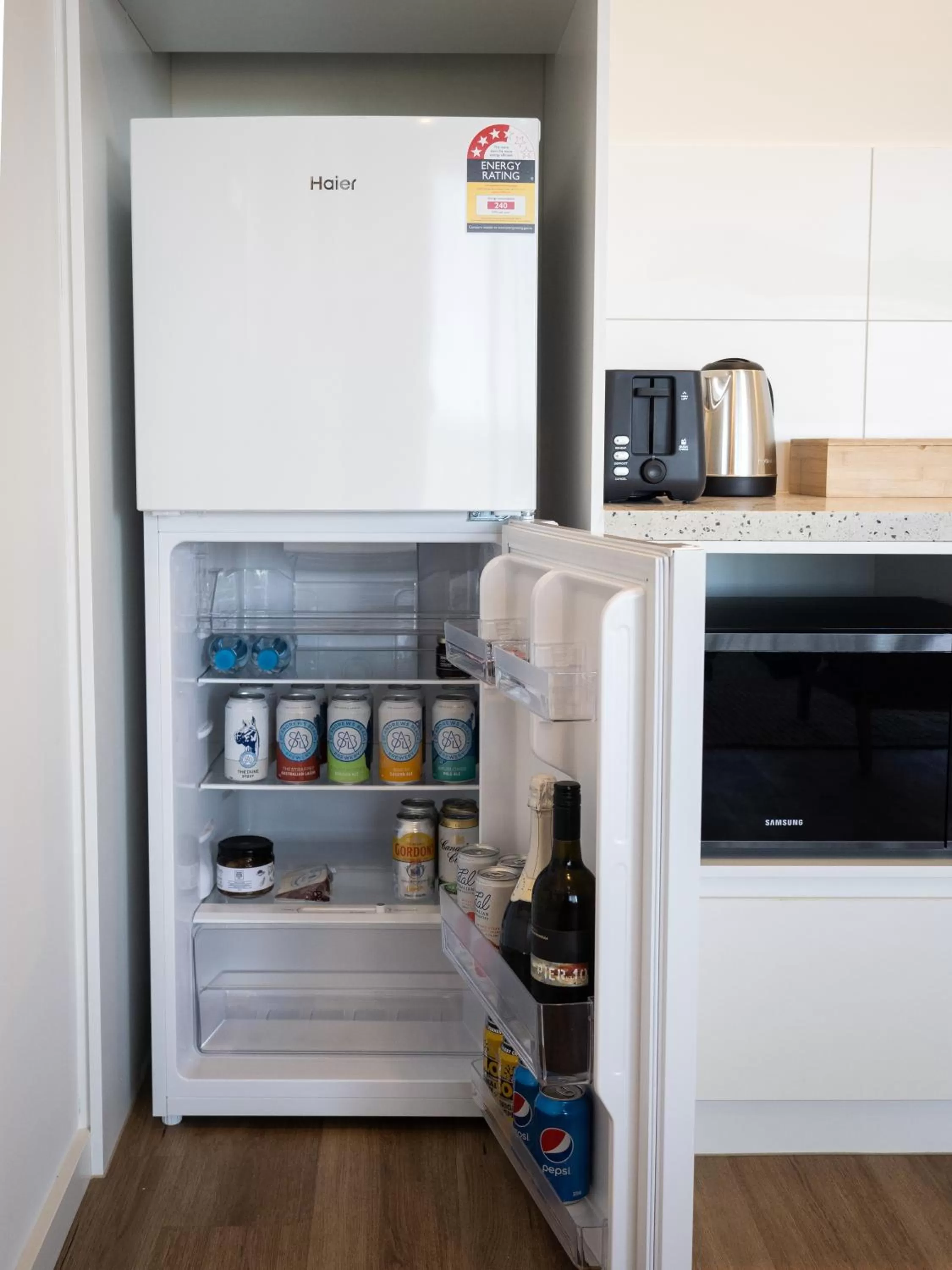 Coffee/tea facilities in Links Lodge at The Dunes
