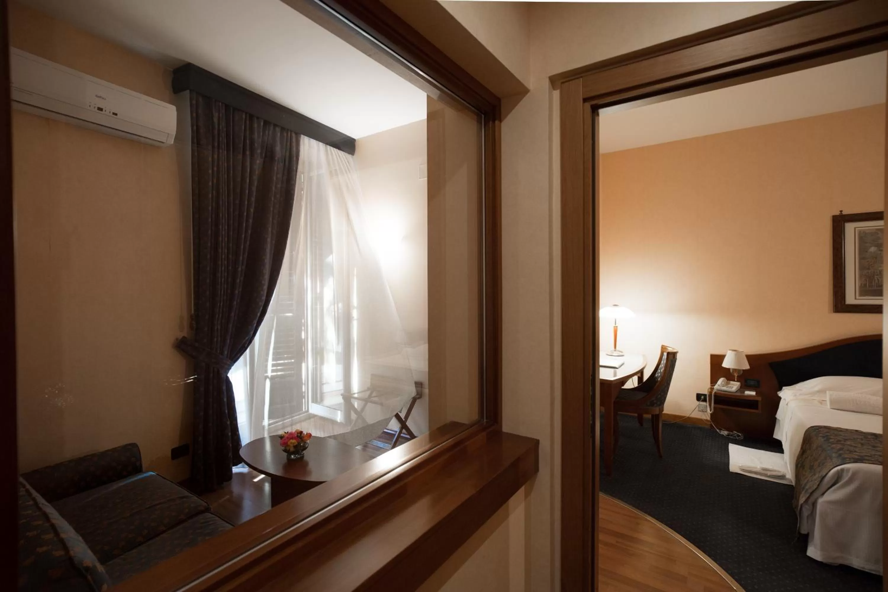 Bed in Massimo Plaza Hotel