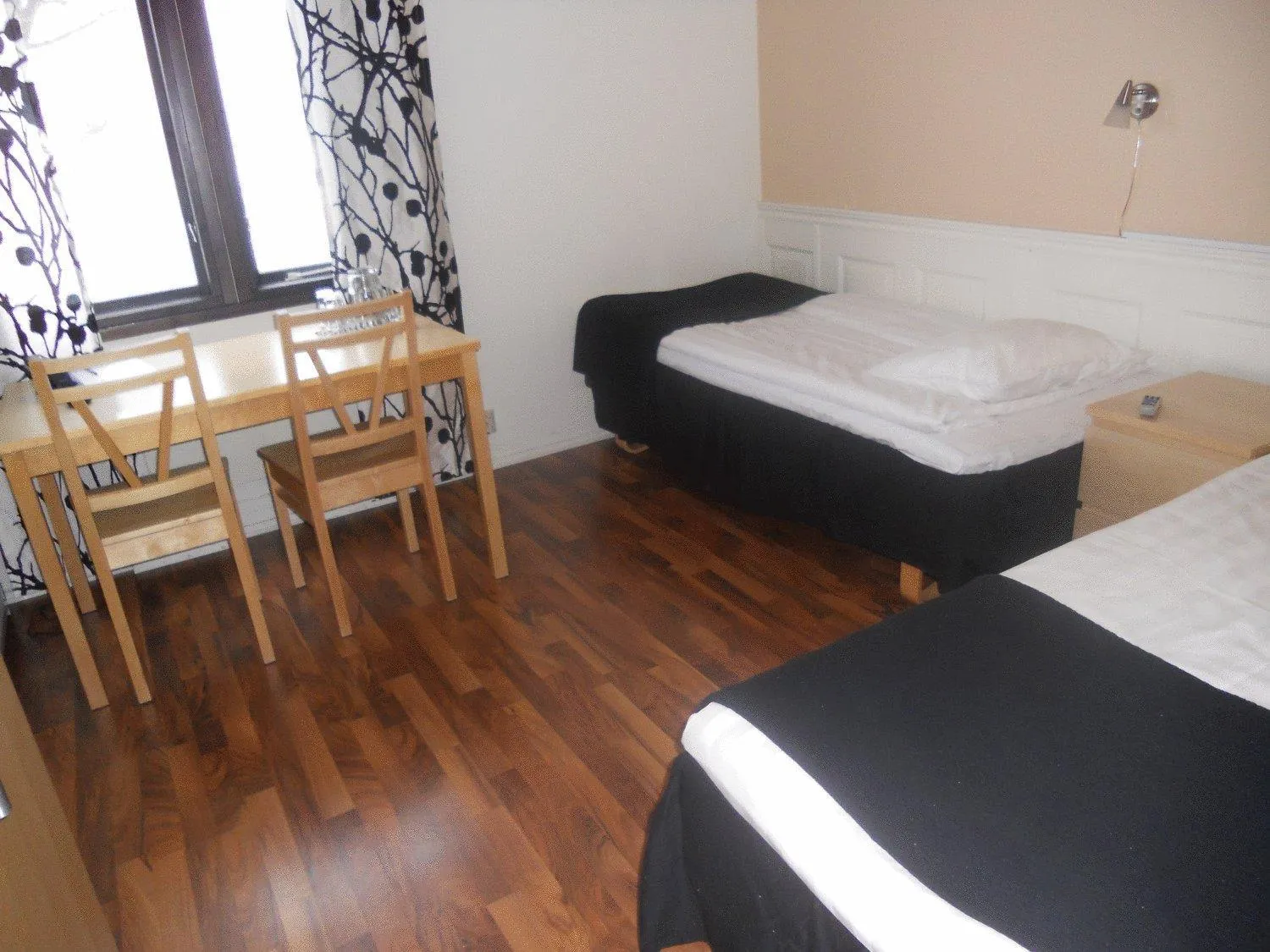 Photo of the whole room, Bed in Sure Hotel by Best Western Vilsta Sporthotell