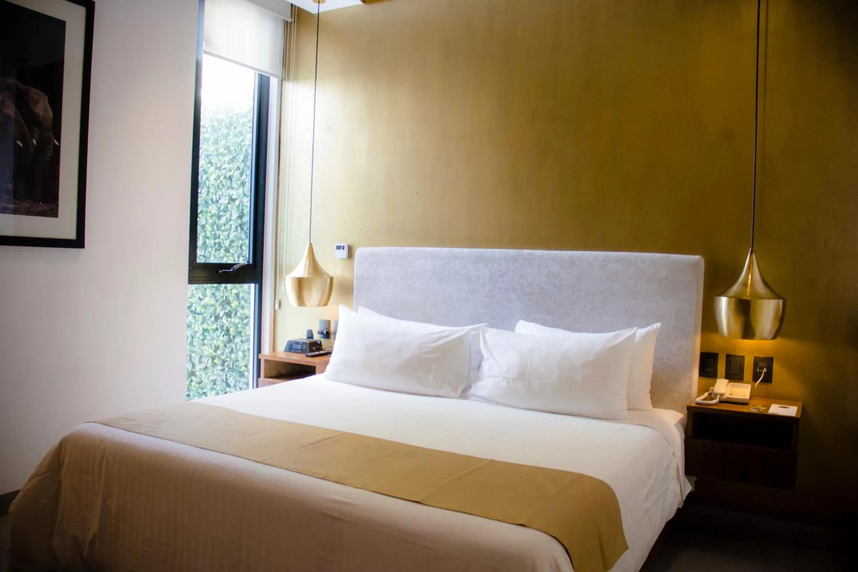 Photo of the whole room, Bed in IT Boutique Hotel & Restaurant