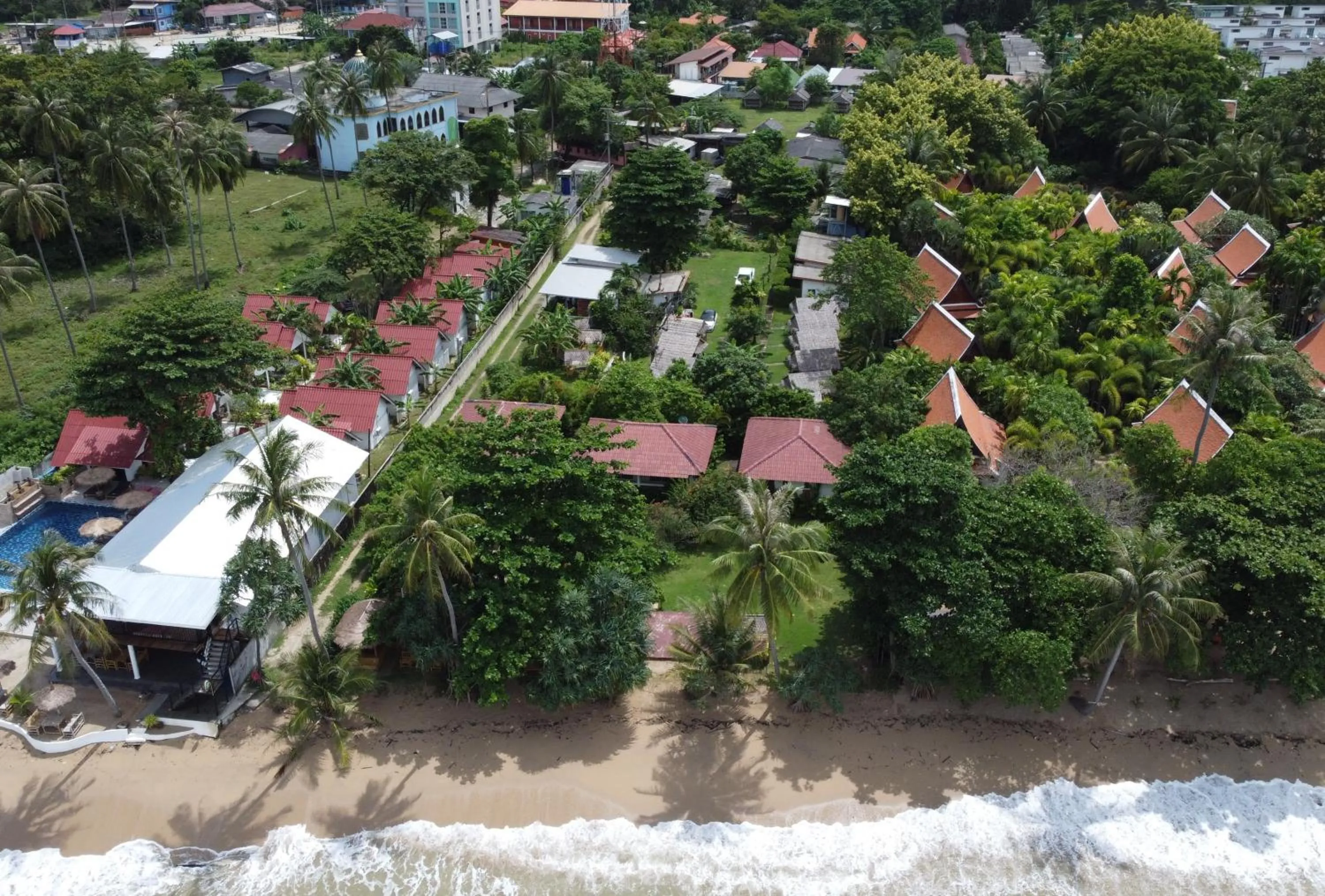 Property building, Bird's-eye View in Lanta A&J Klong khong Beach