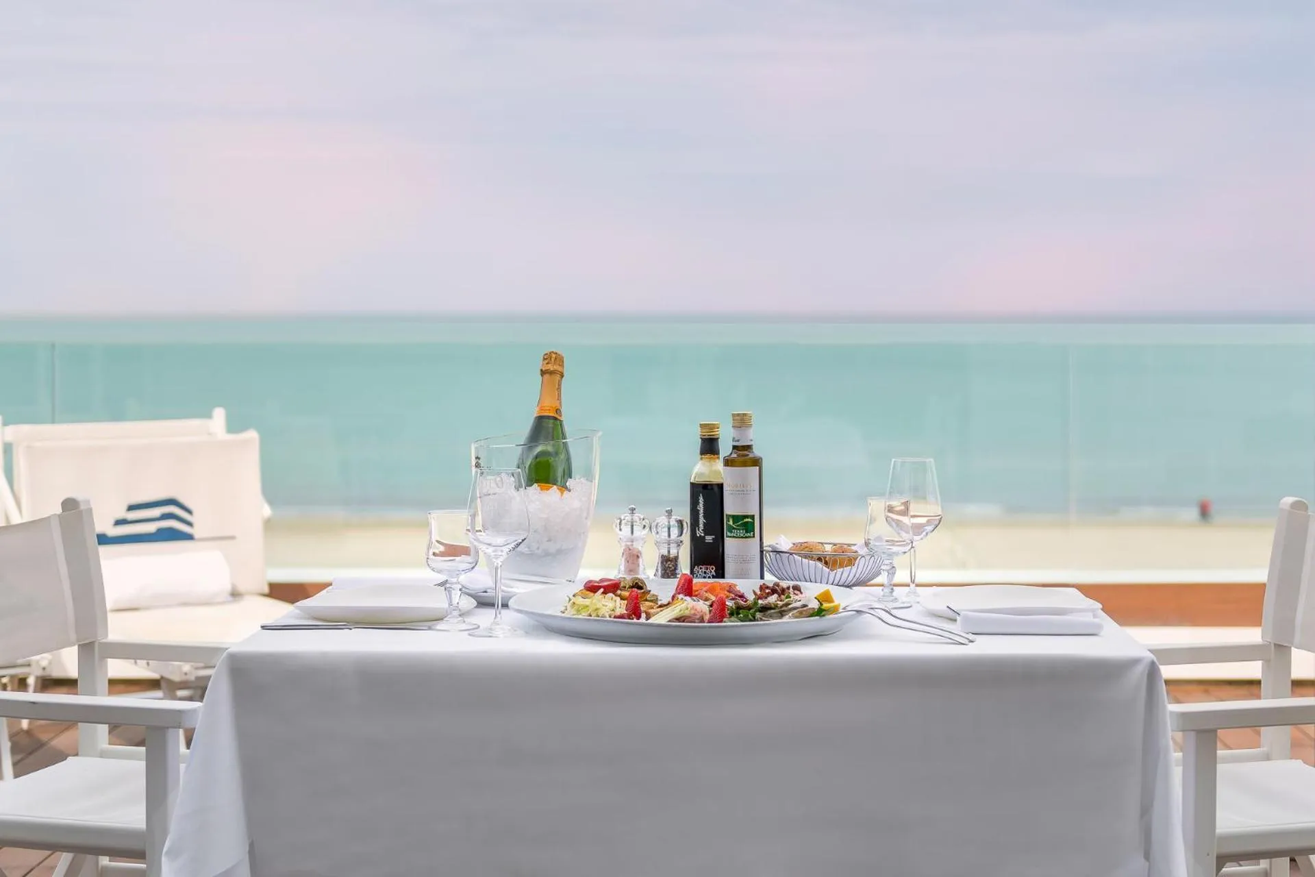 Sea view in T-Suite Hotel