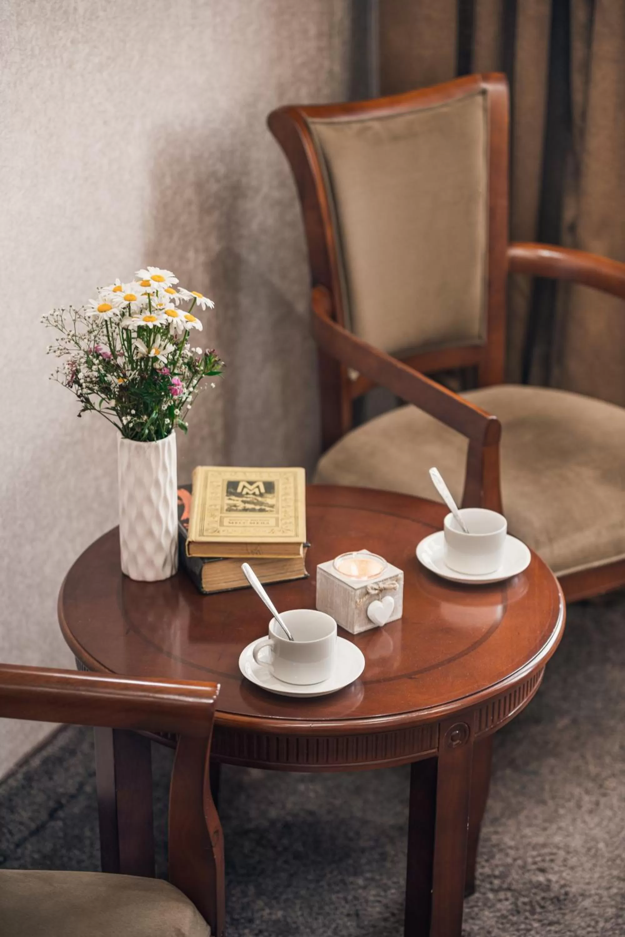 Coffee/tea facilities, Dining Area in Margo Palace Hotel