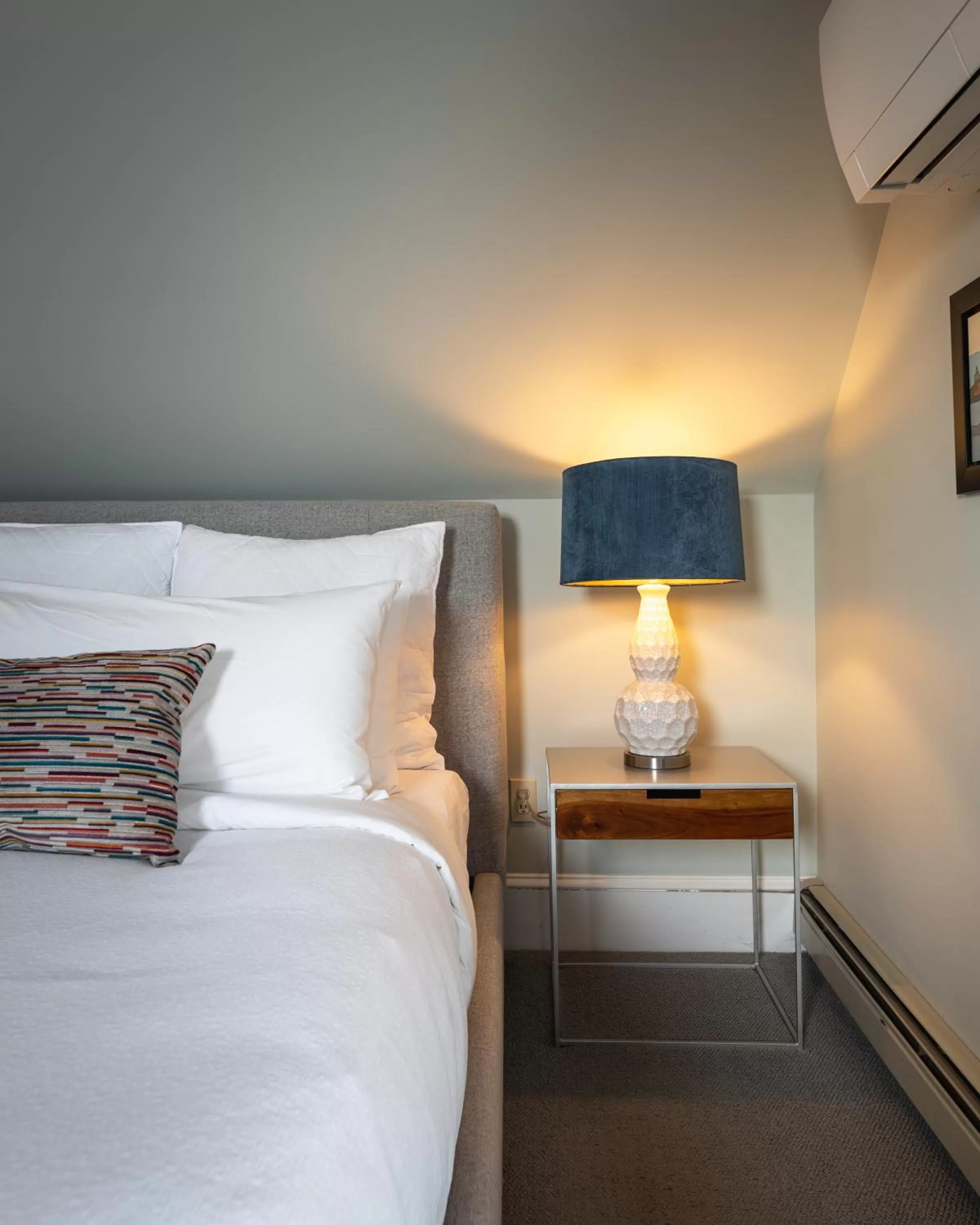 Bed in The Water Street Inn