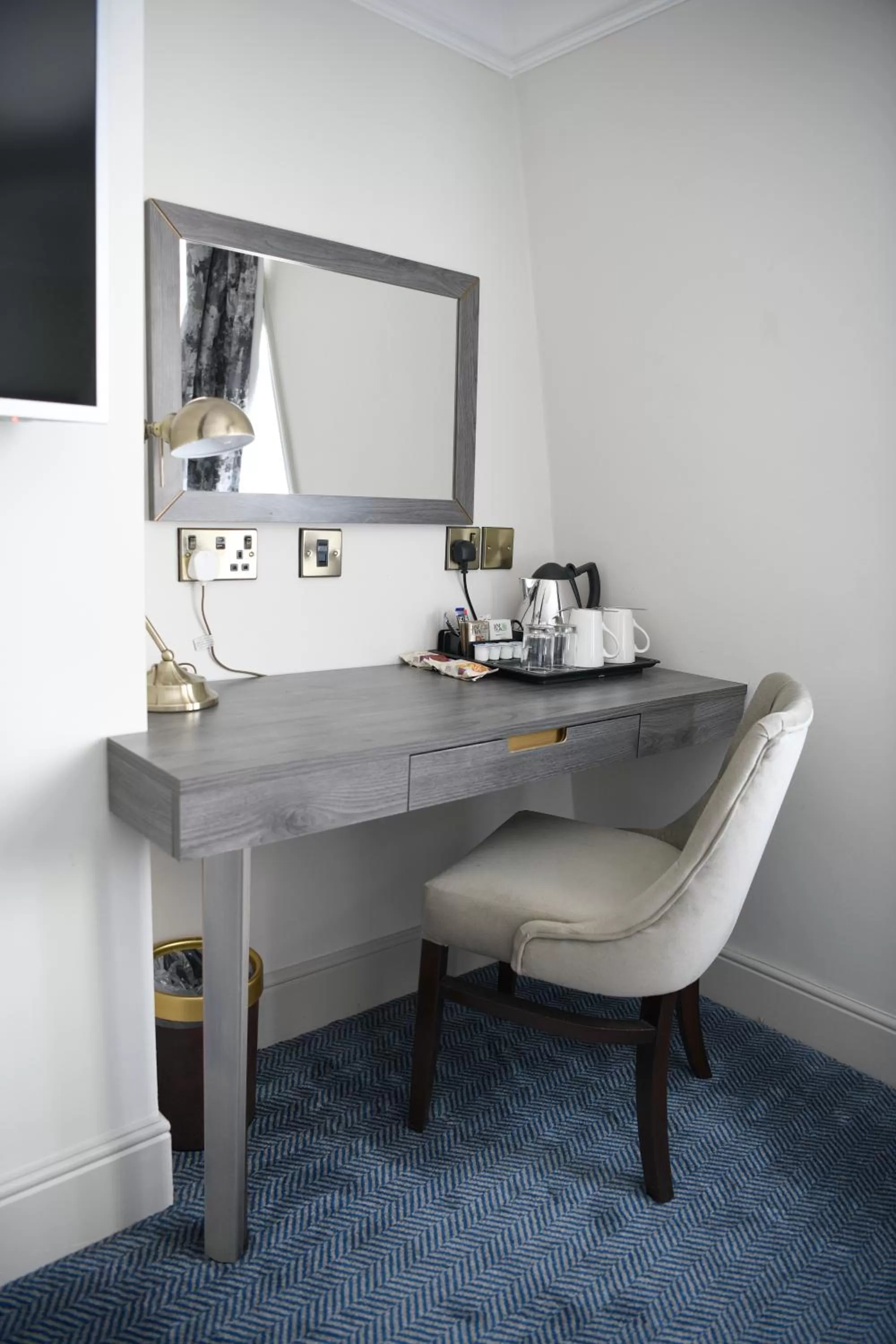 Coffee/tea facilities in Dover Marina Hotel & Spa, Tapestry Collection by Hilton