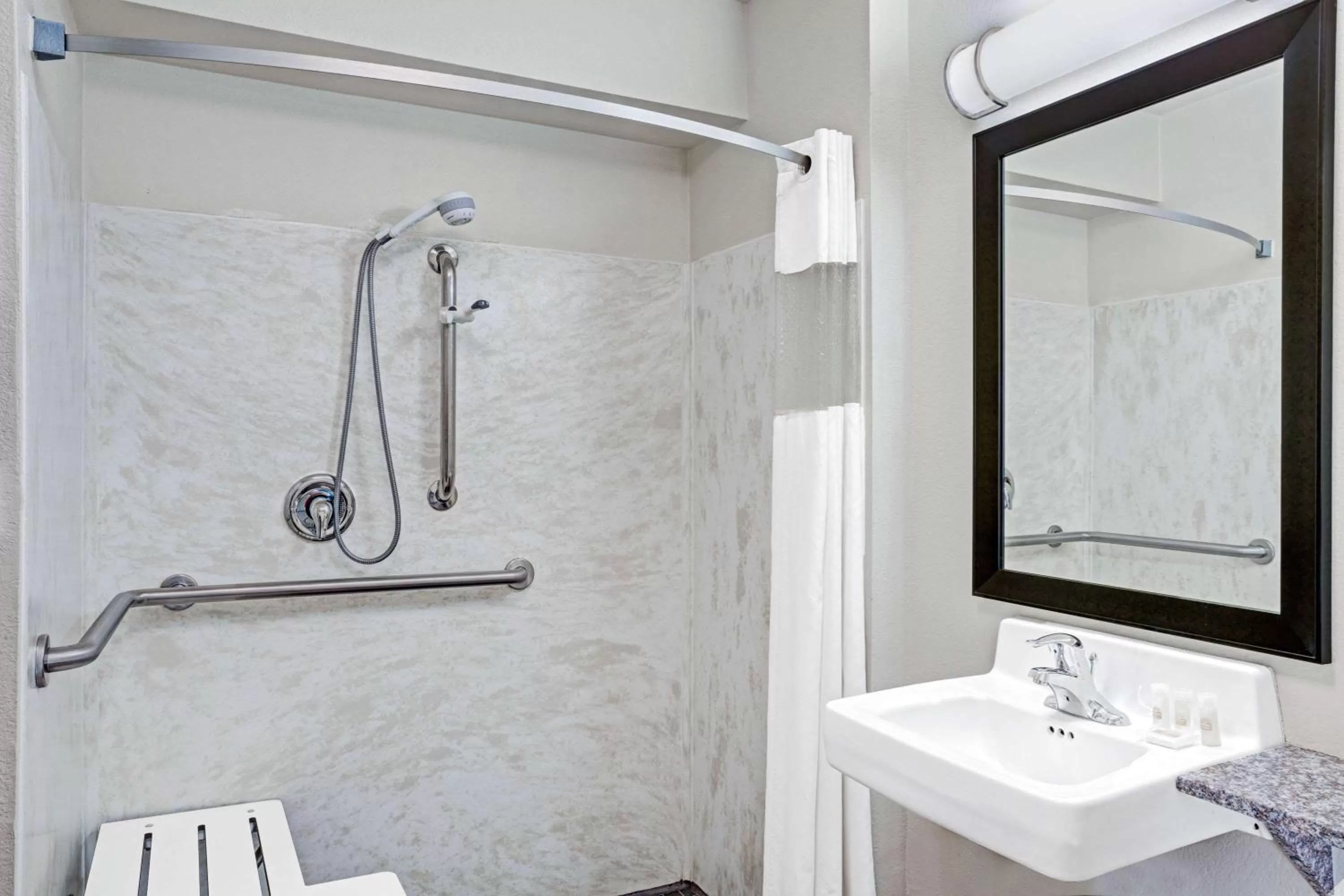 Bathroom in Days Inn & Suites by Wyndham Page Lake Powell