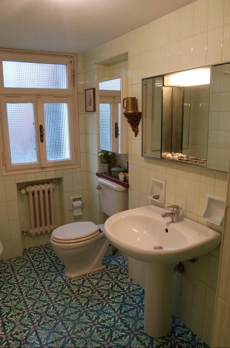 Bathroom in Italy Prestigious Guest House