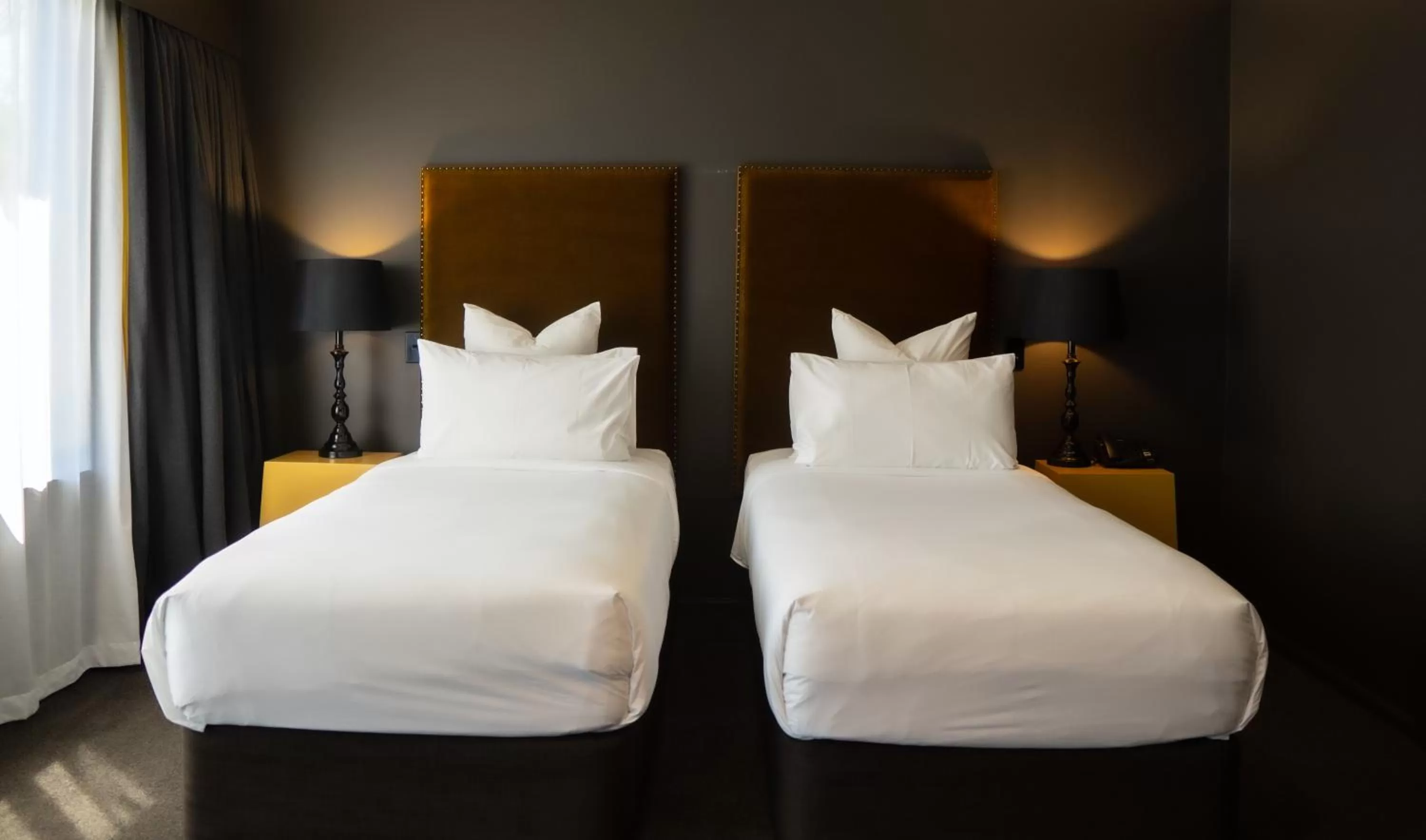 Bed in Hotel Montreal