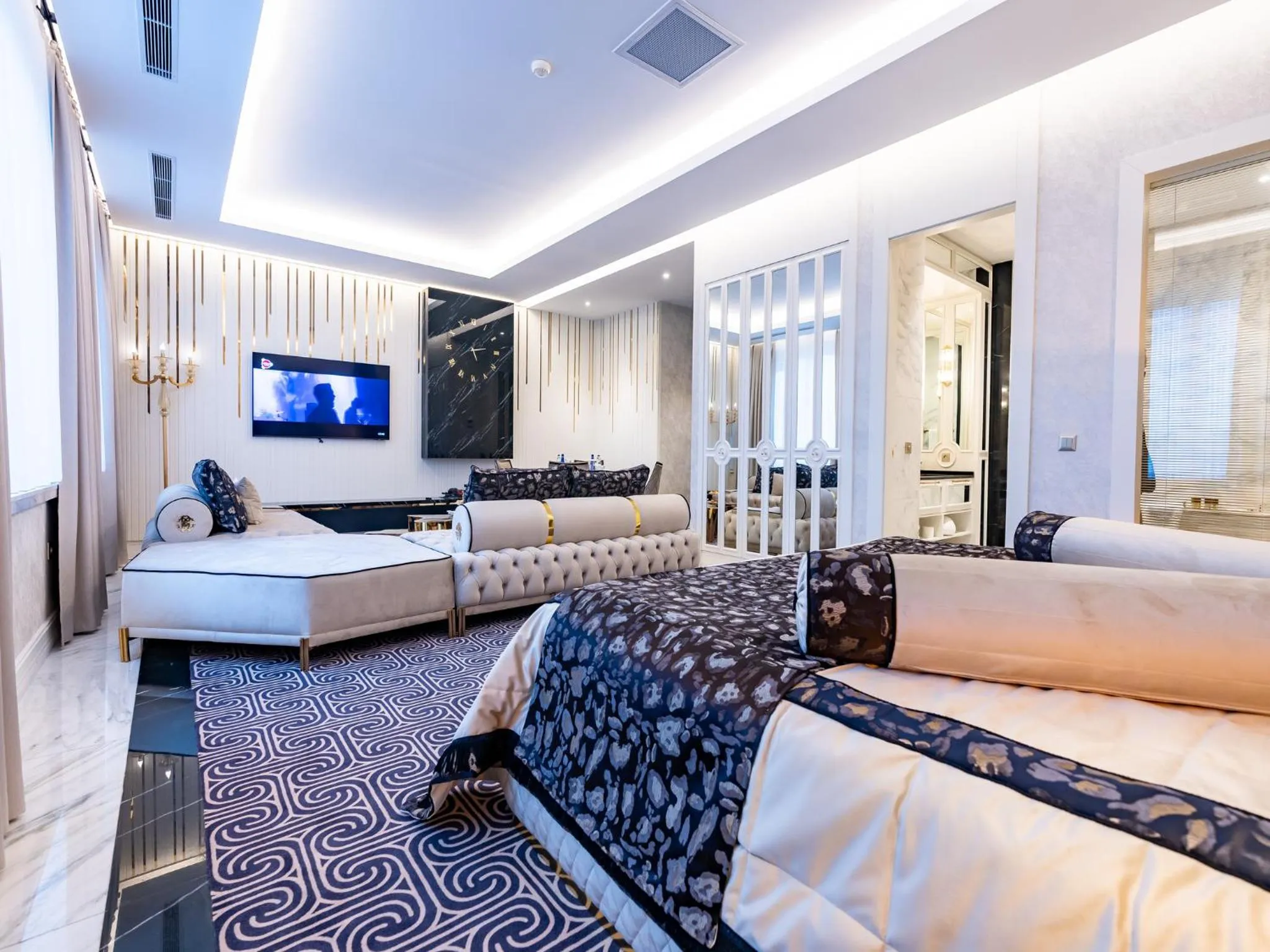 Photo of the whole room, Bed in Ilci Residence Hotel