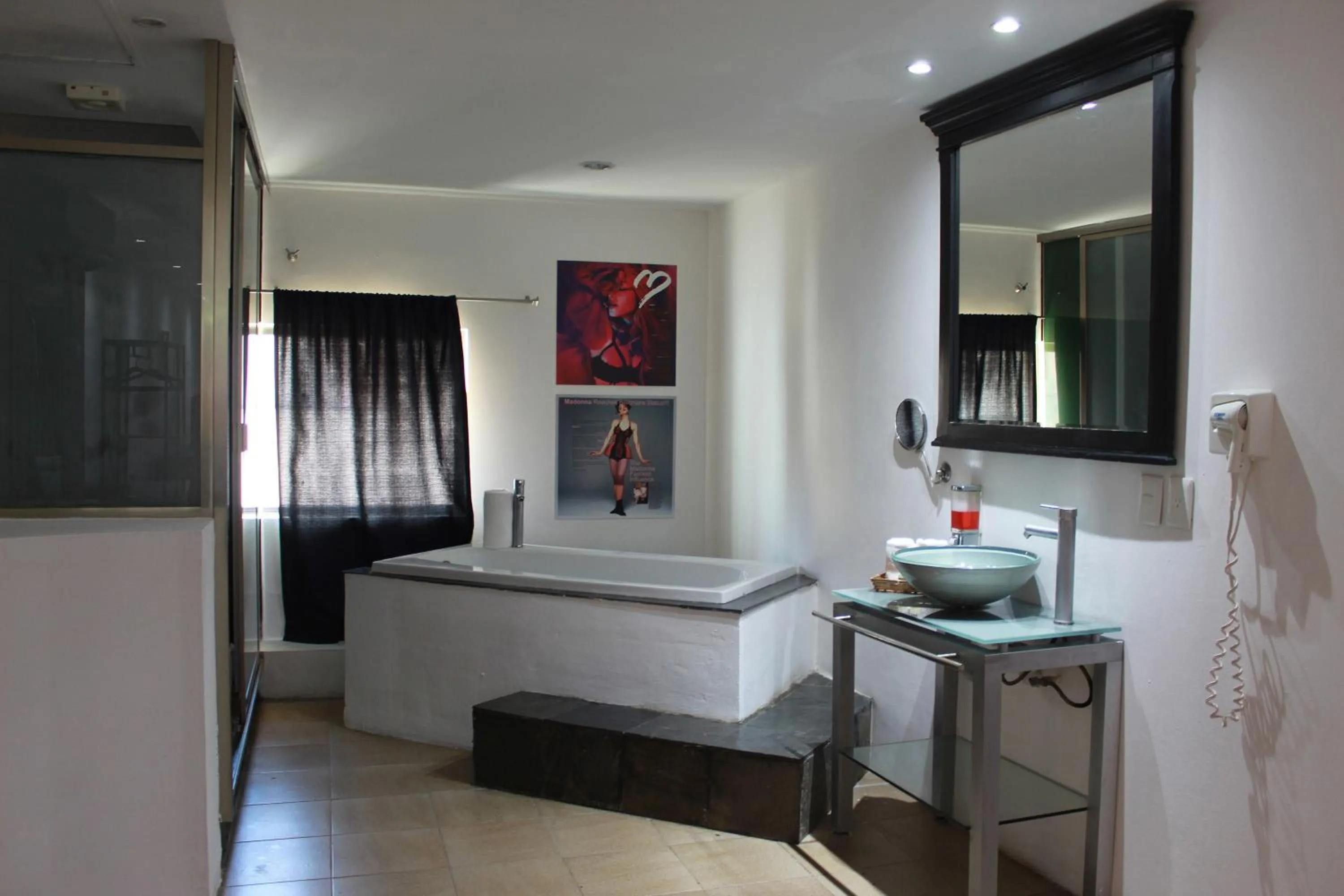 Bedroom, Bed in Essenzia de Cancun