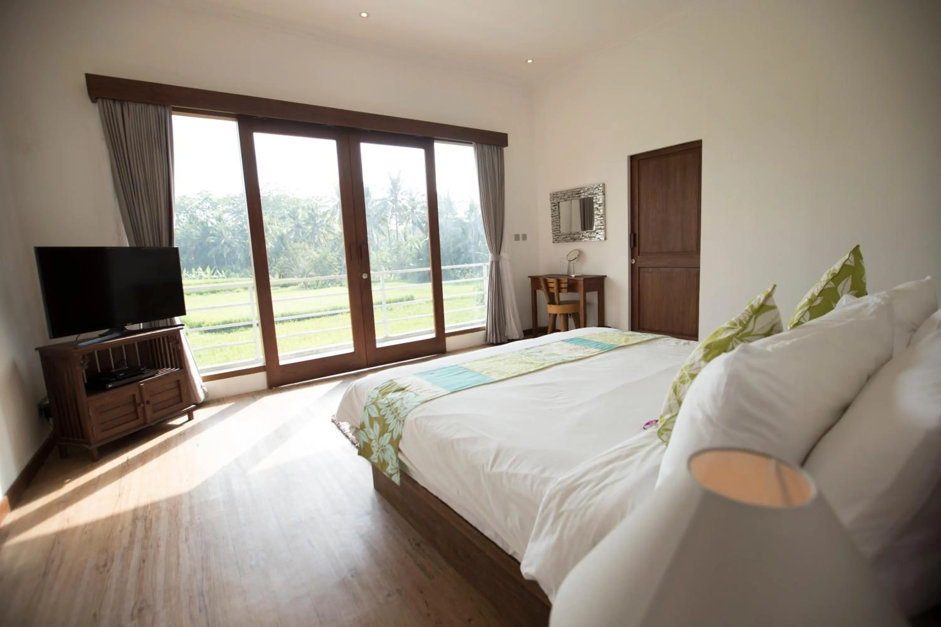 Photo of the whole room, Bed in The Samara Villas & Restaurant