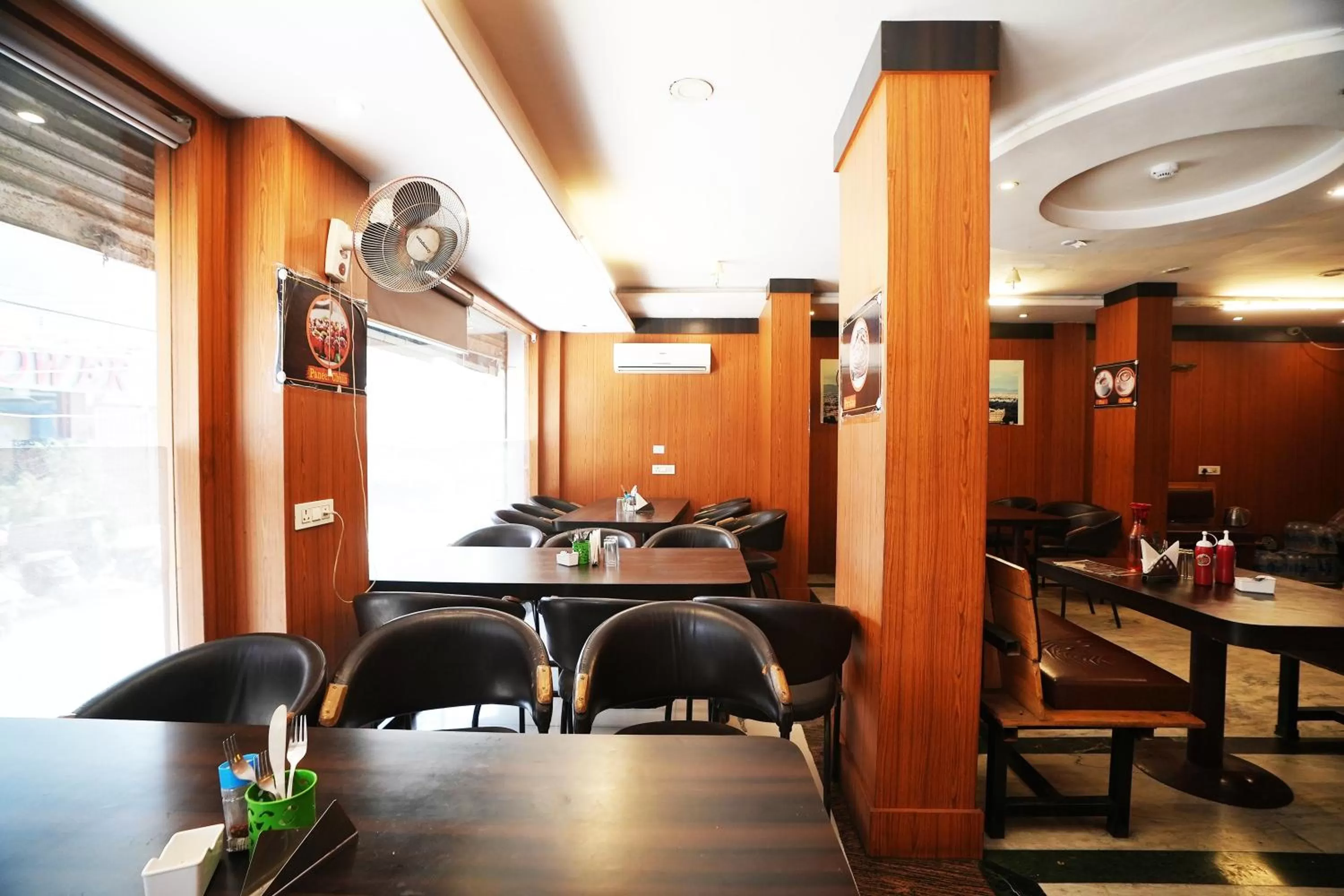 Restaurant/Places to Eat in Hotel Madurai