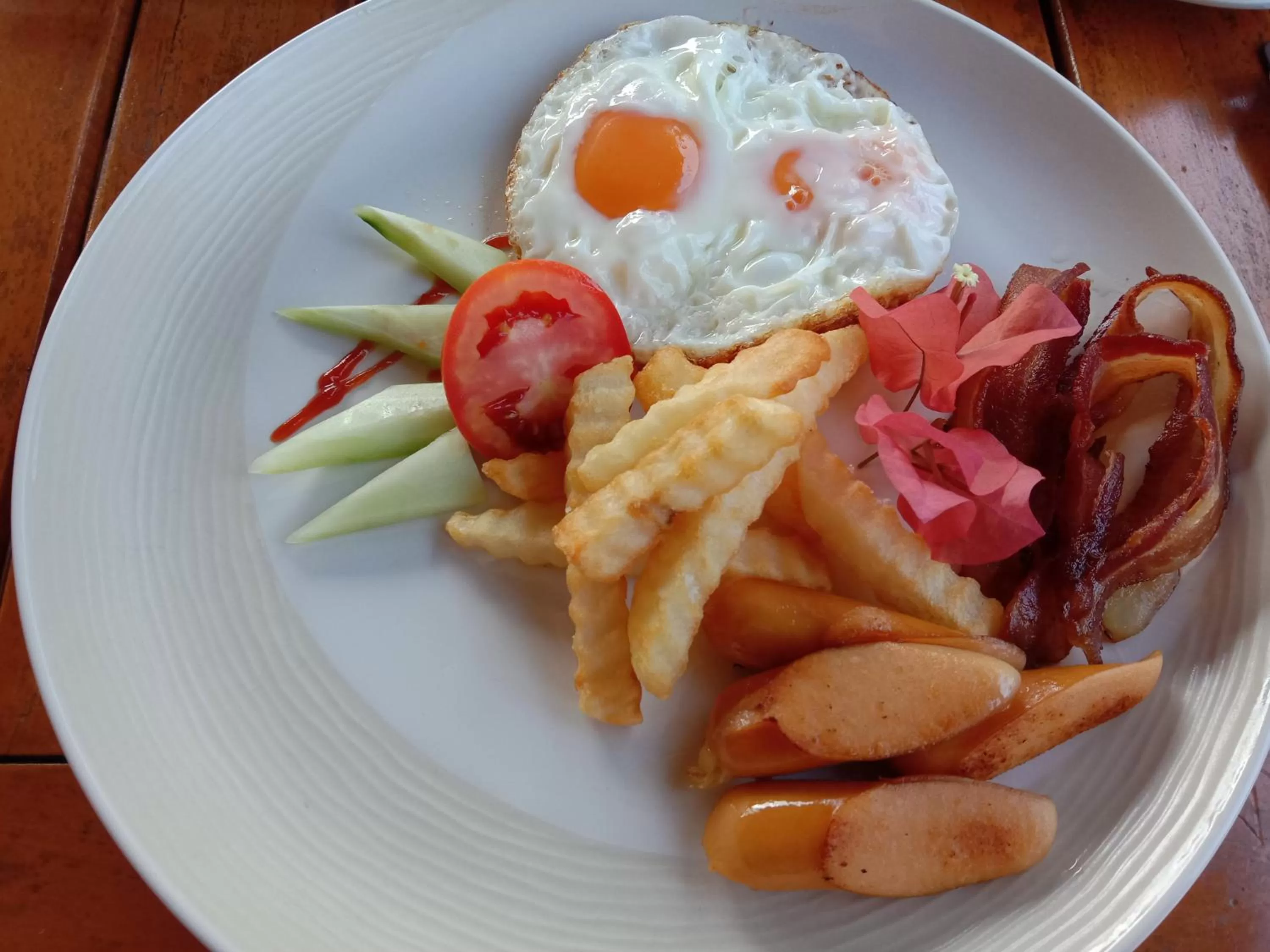 Food and drinks, Food in Pratum Resort