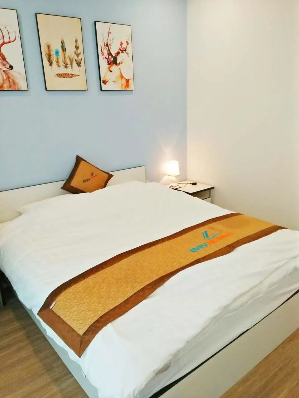 Bed in Vinhomes Skylake Apartment - by Bayhomes