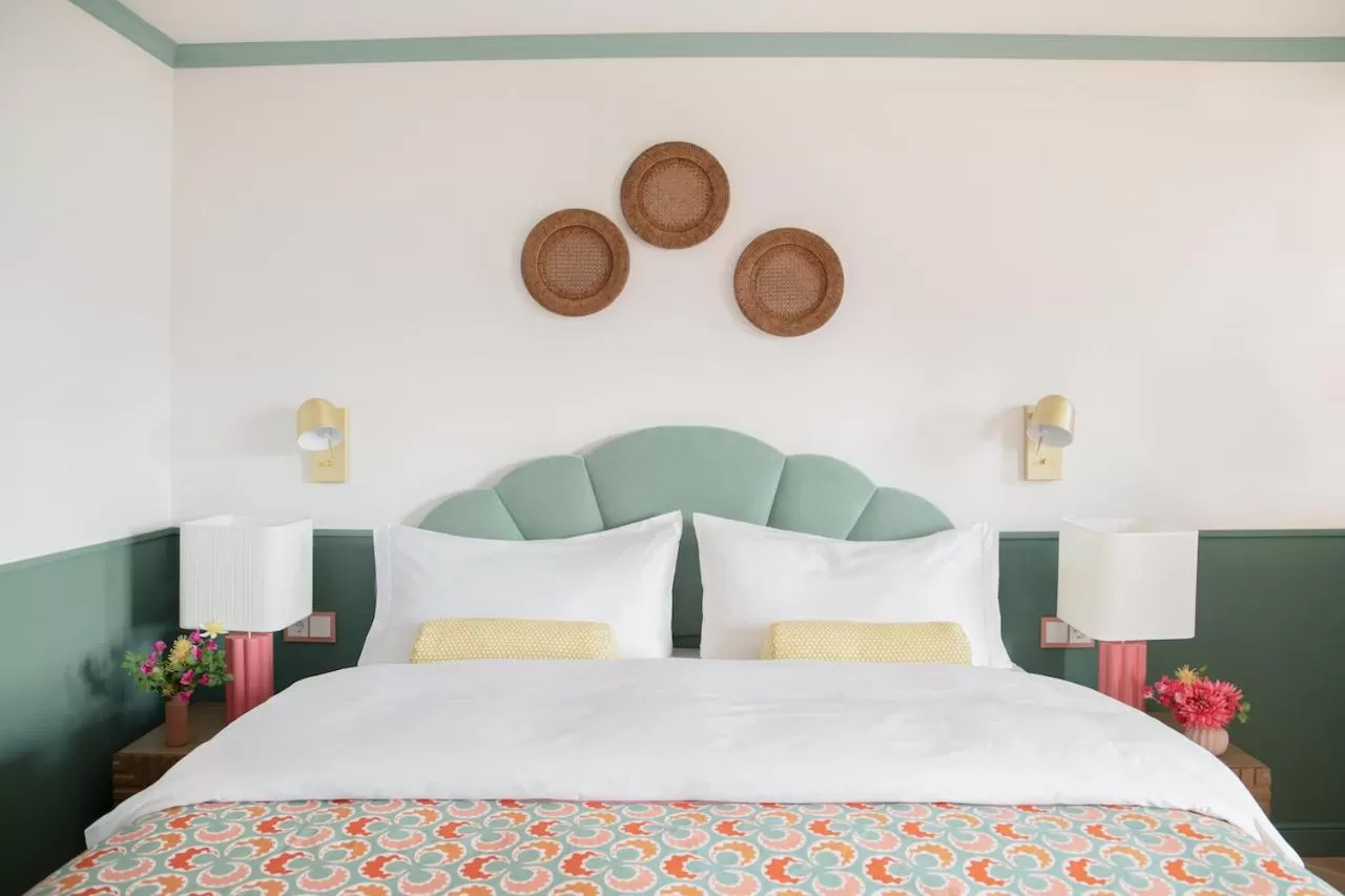 Bedroom, Bed in Villa Alma - a lakeside Boutique Hotel