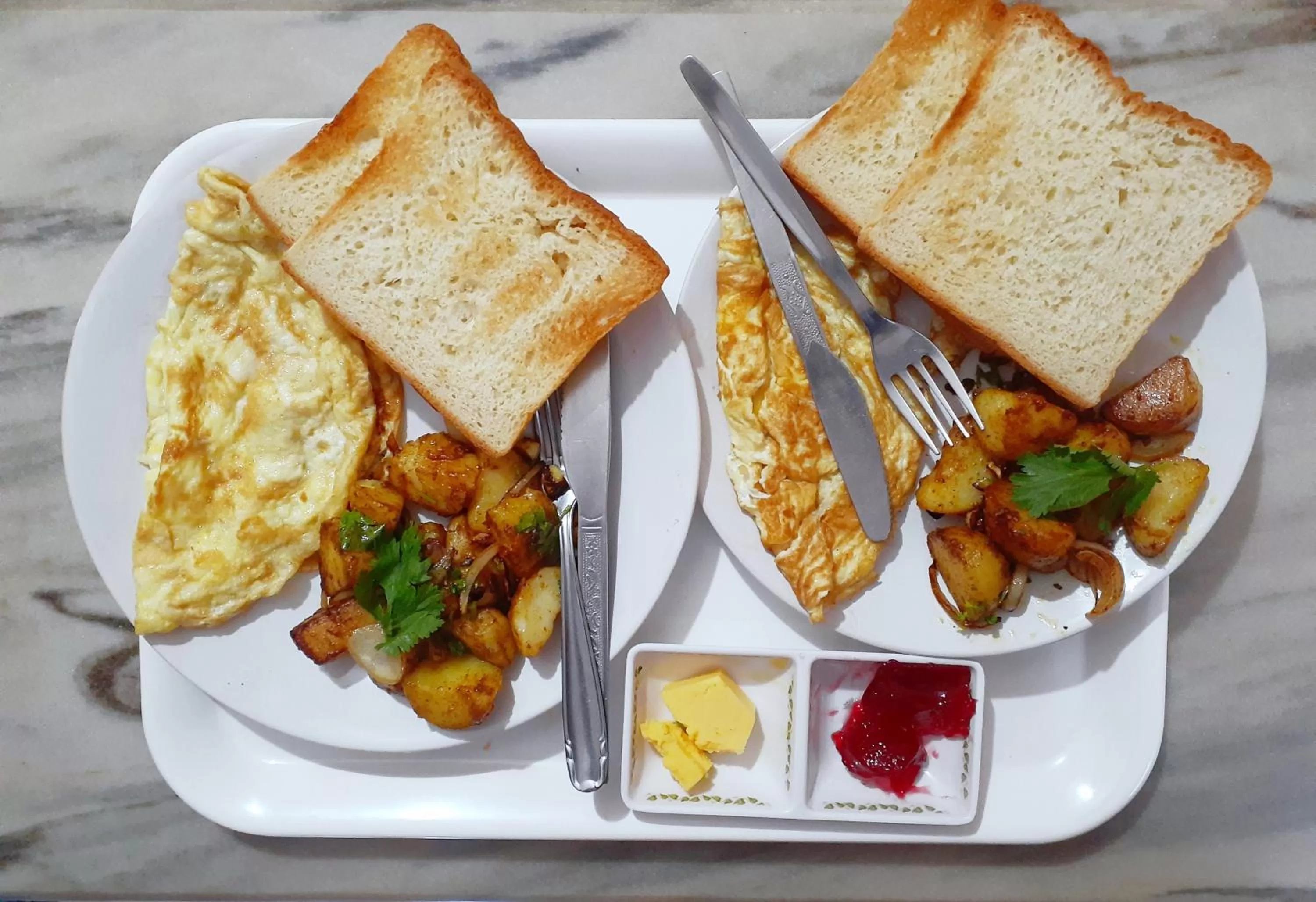 Food and drinks in Golden Lake