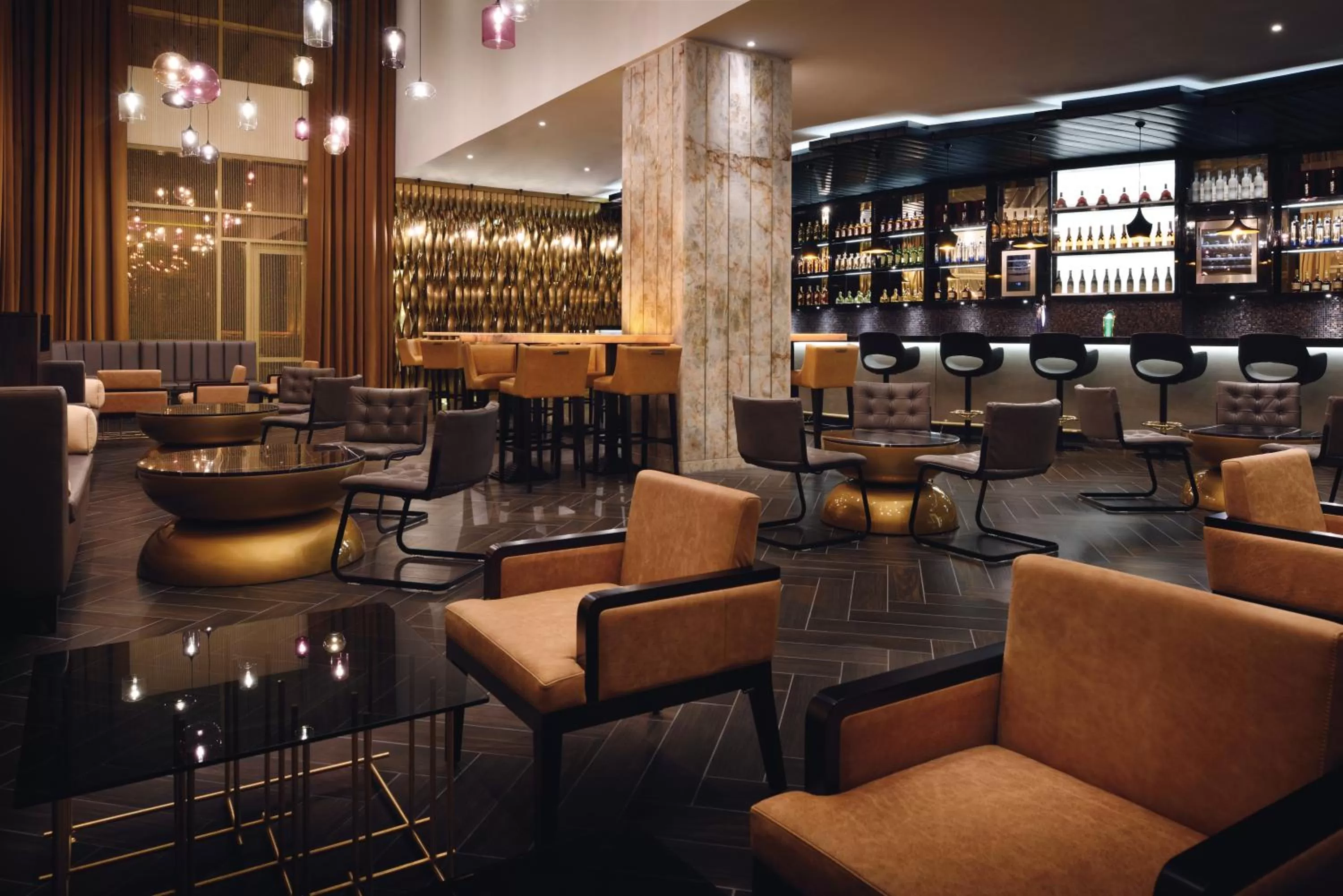 Restaurant/places to eat in Mövenpick Ambassador Hotel Accra